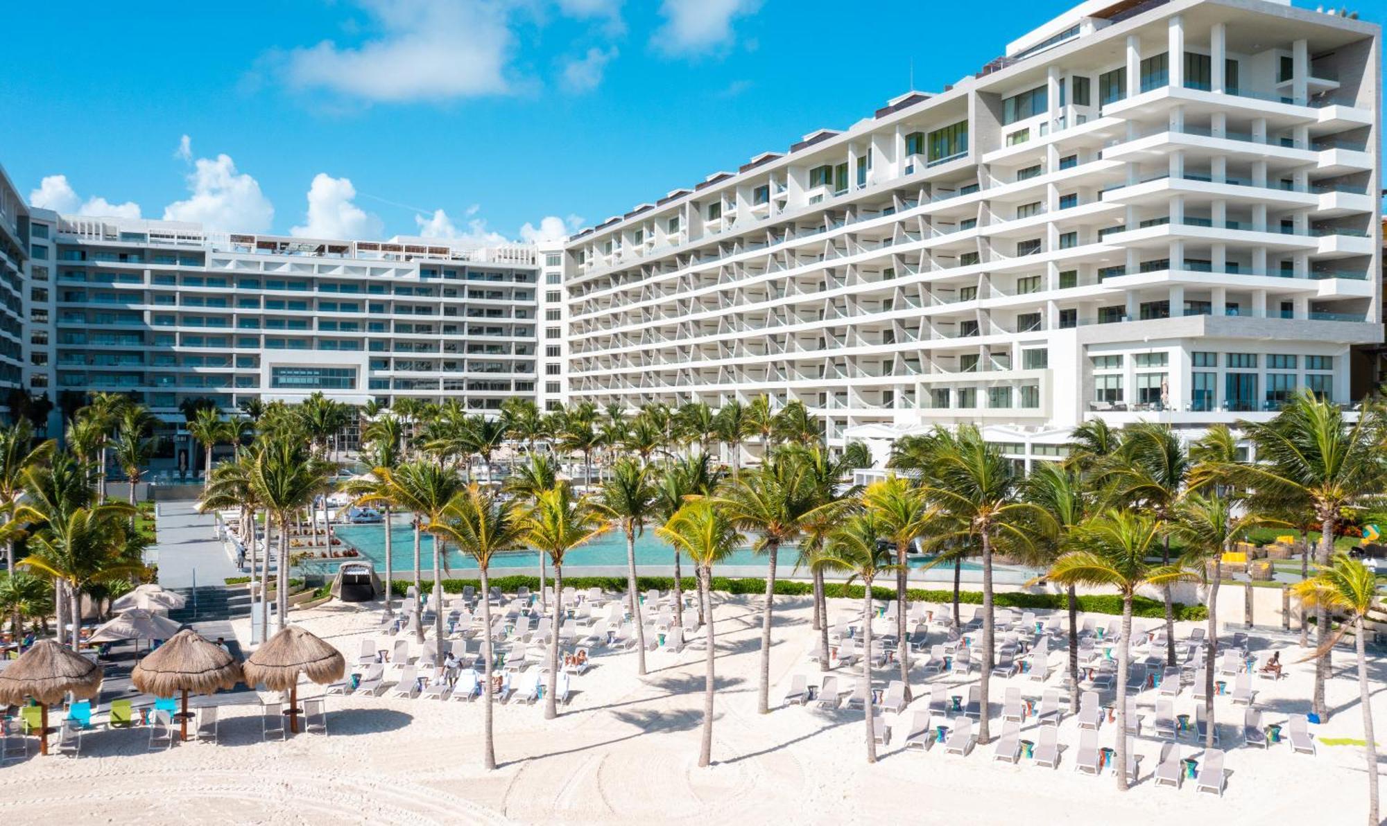 Hotel Garza Blanca & Cancun
