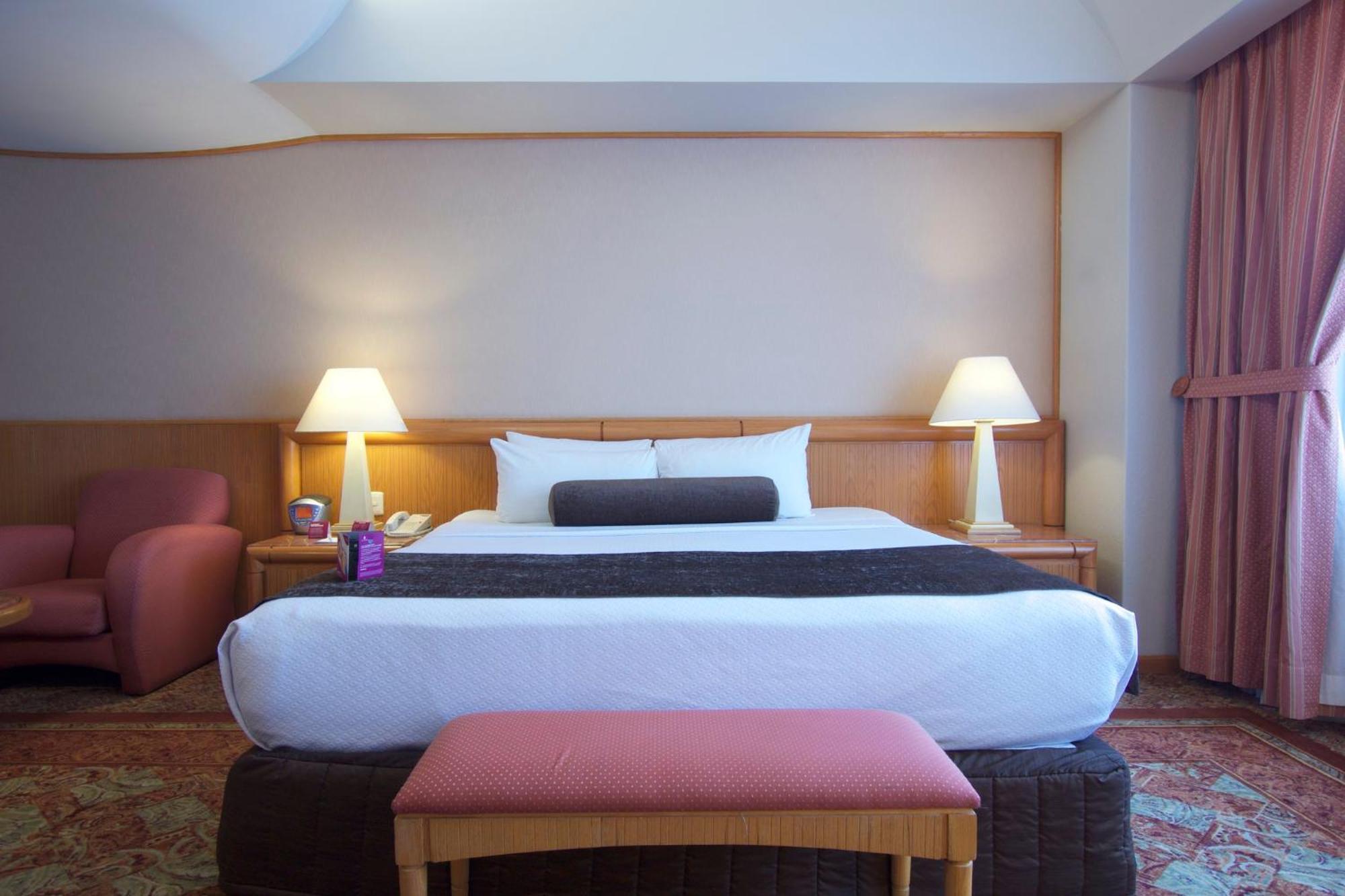 Crowne Plaza Mexico North-tlalnepantla By Ihg Hotel 4*