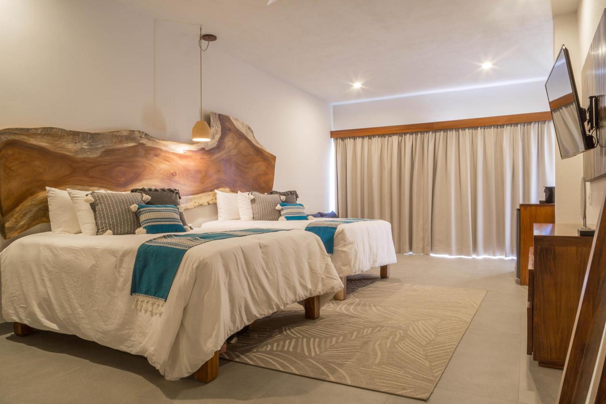 Hotel Ysuri *