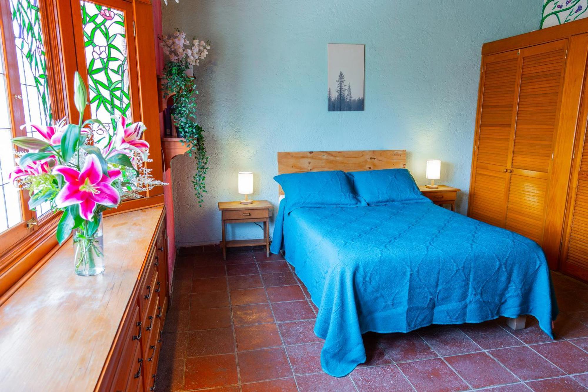 Colibri Turquesa Inn