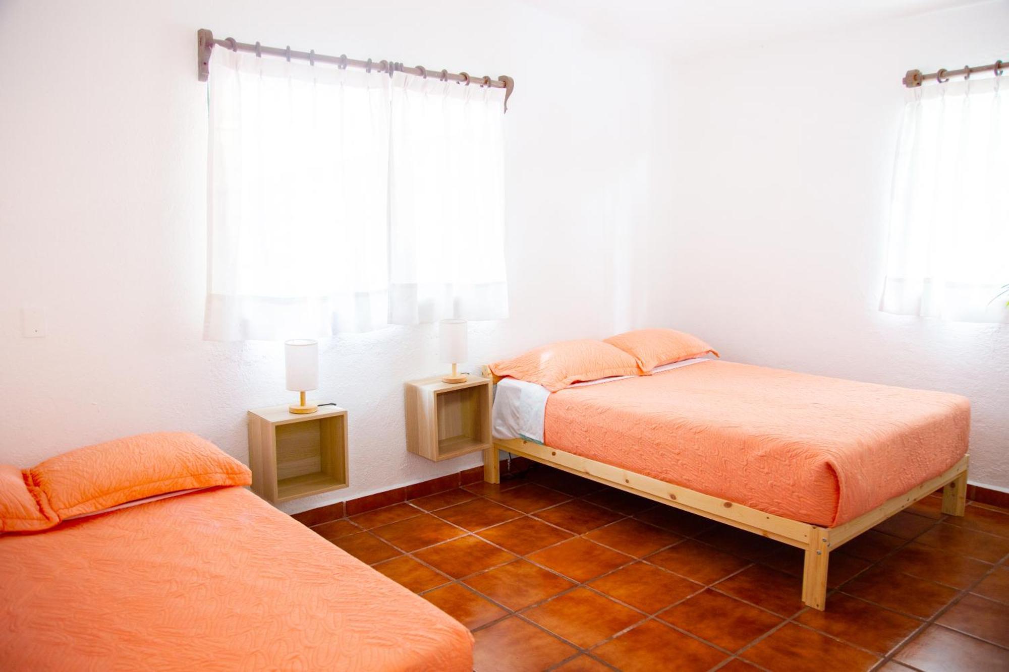 Apartment Ganesha House *