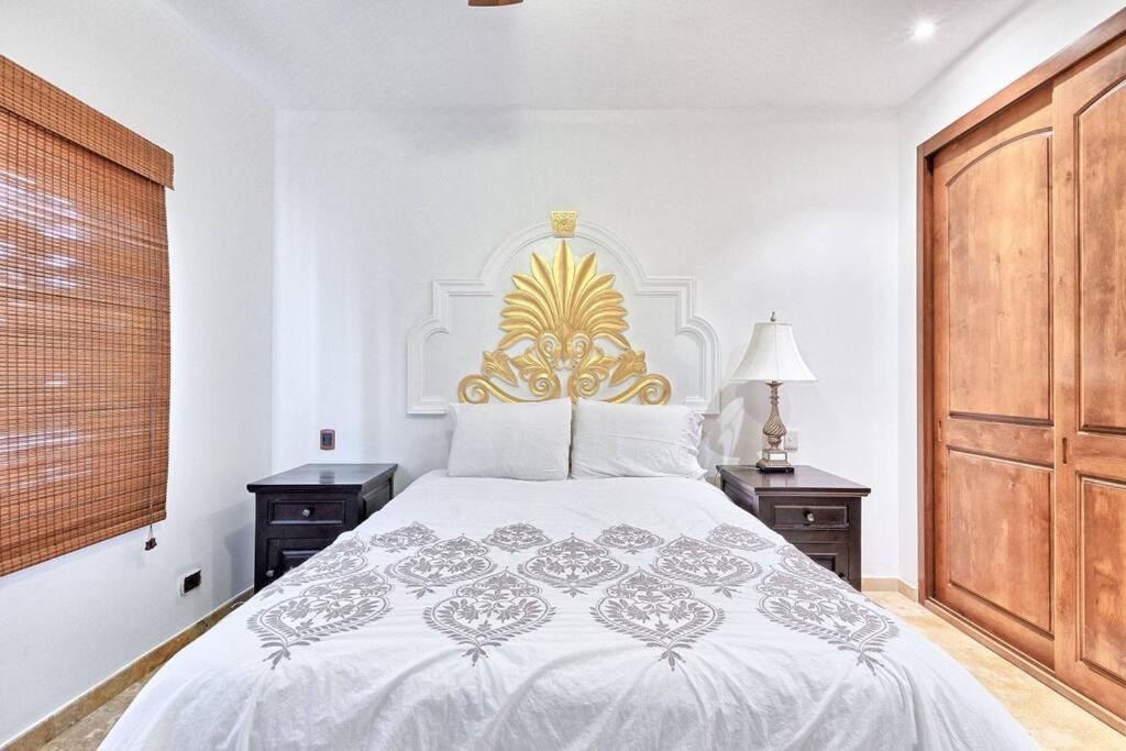 Luxury Ocean View On Sandy Villa *