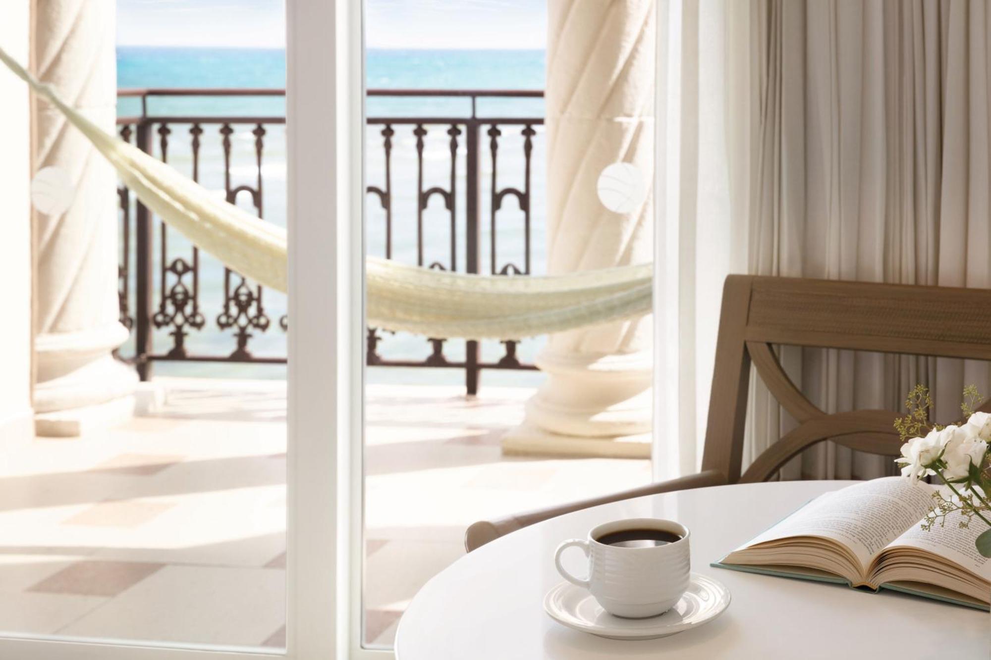Wyndham Alltra Adults Only 4*