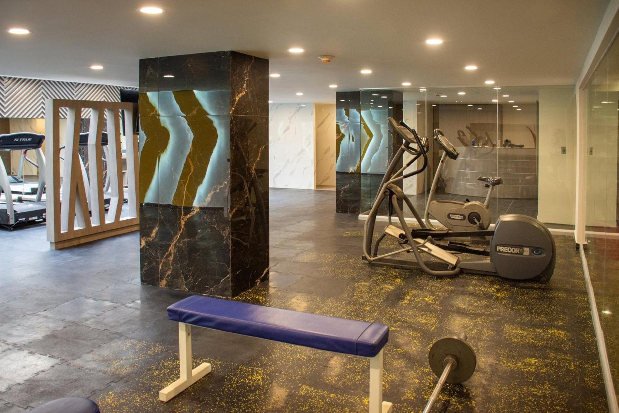 - Trade Center By Ihg Hotel Mexico City