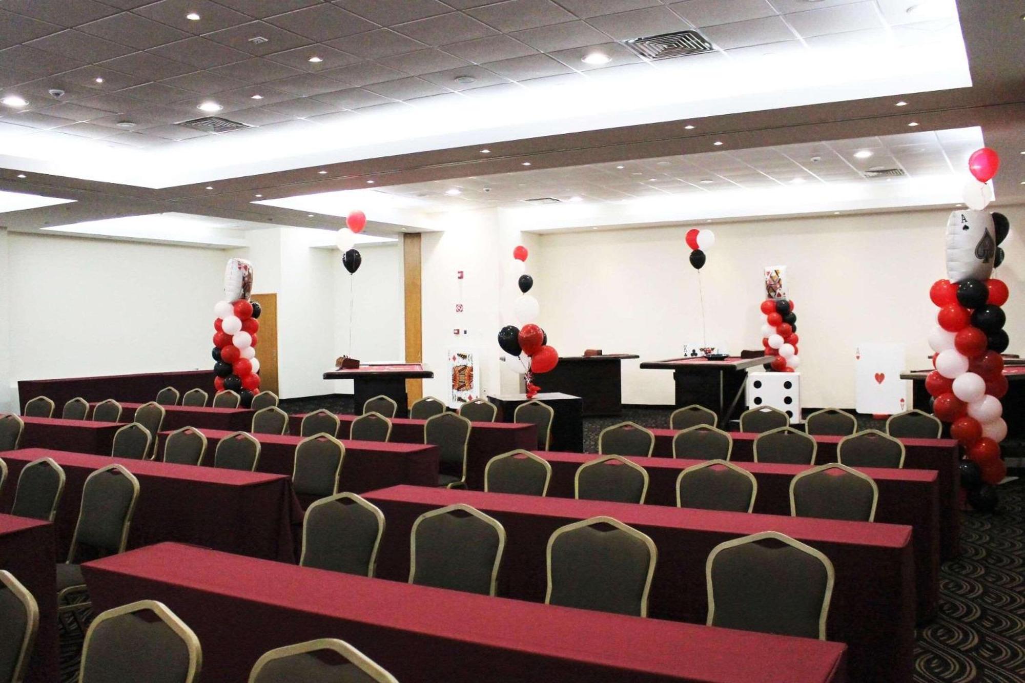 Hotel Radisson Poliforum Plaza Leon