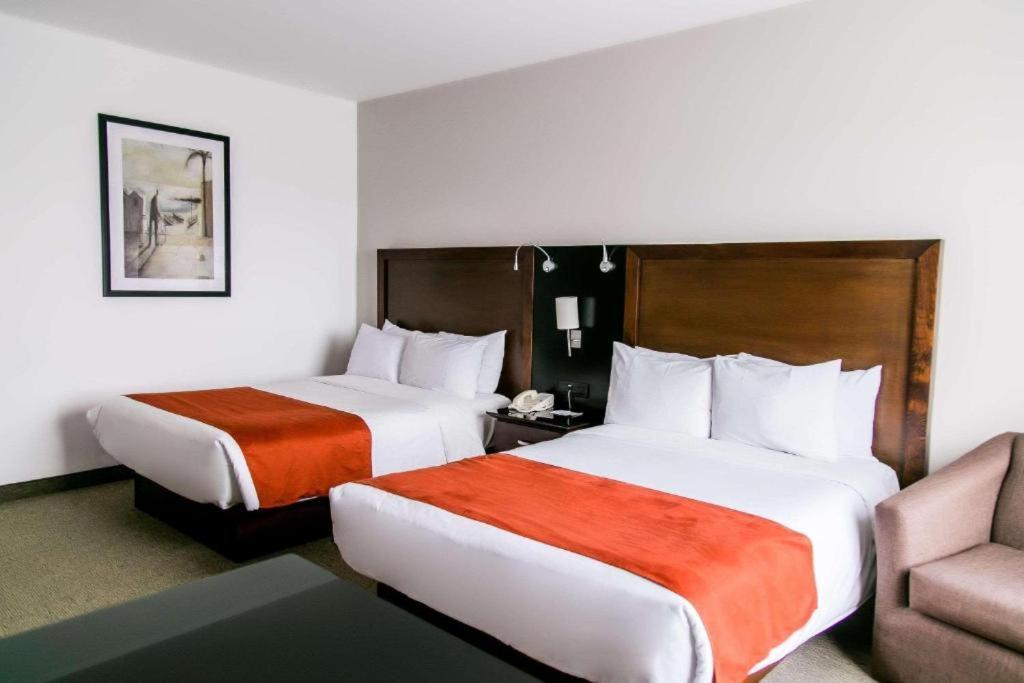 Radisson Poliforum Plaza Hotel