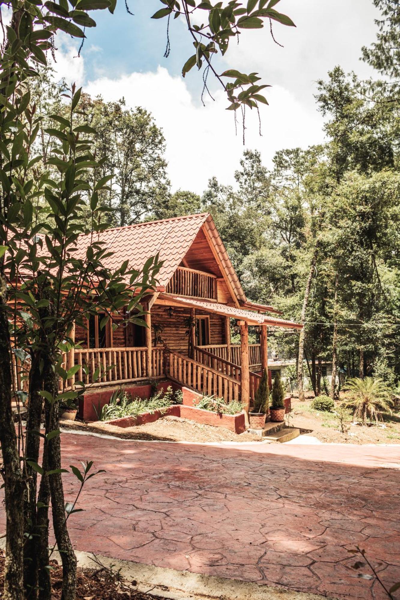 Lodge Encinos