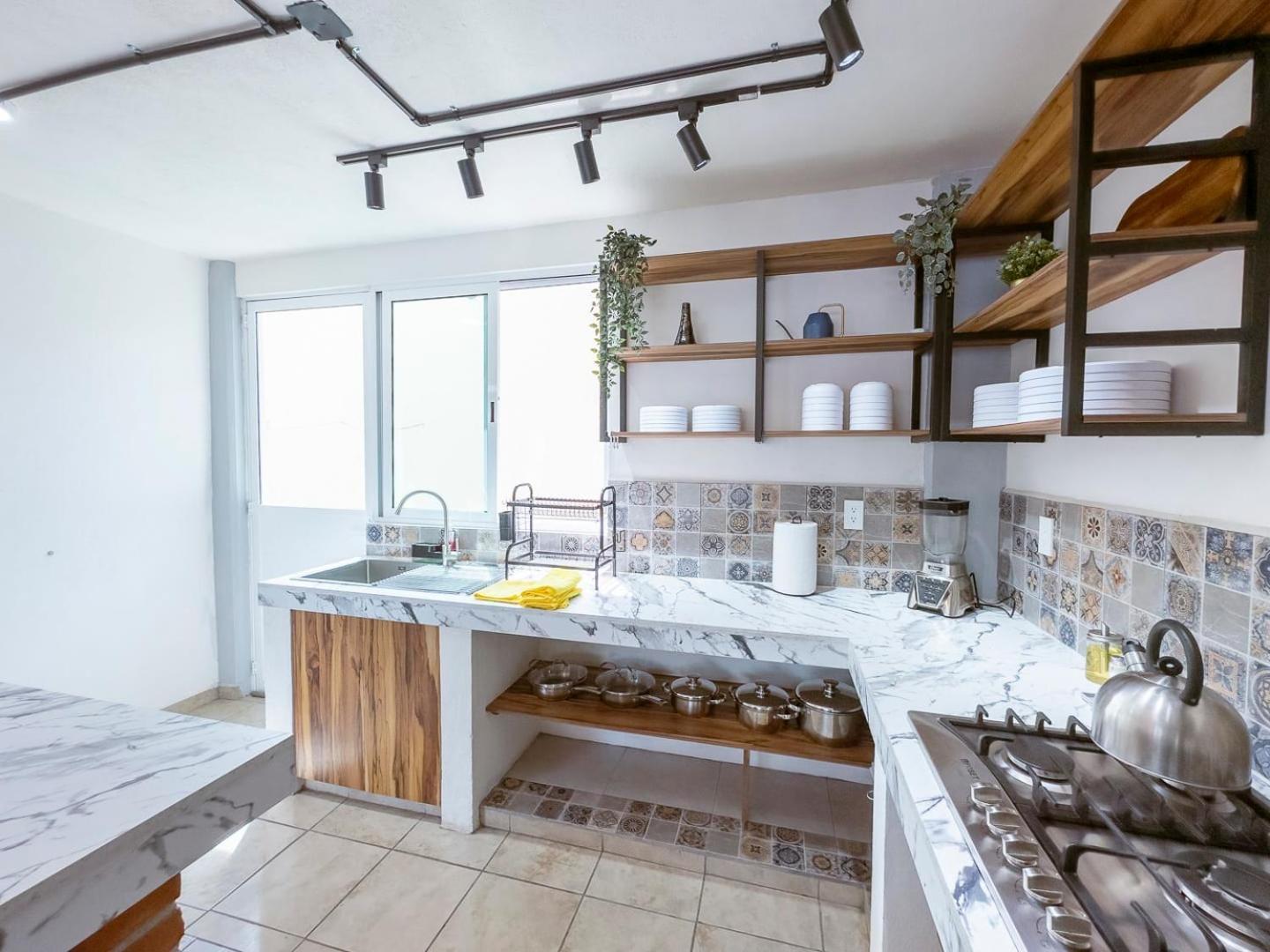 Comfortable Retreat In Pool & Bbq Holiday home *