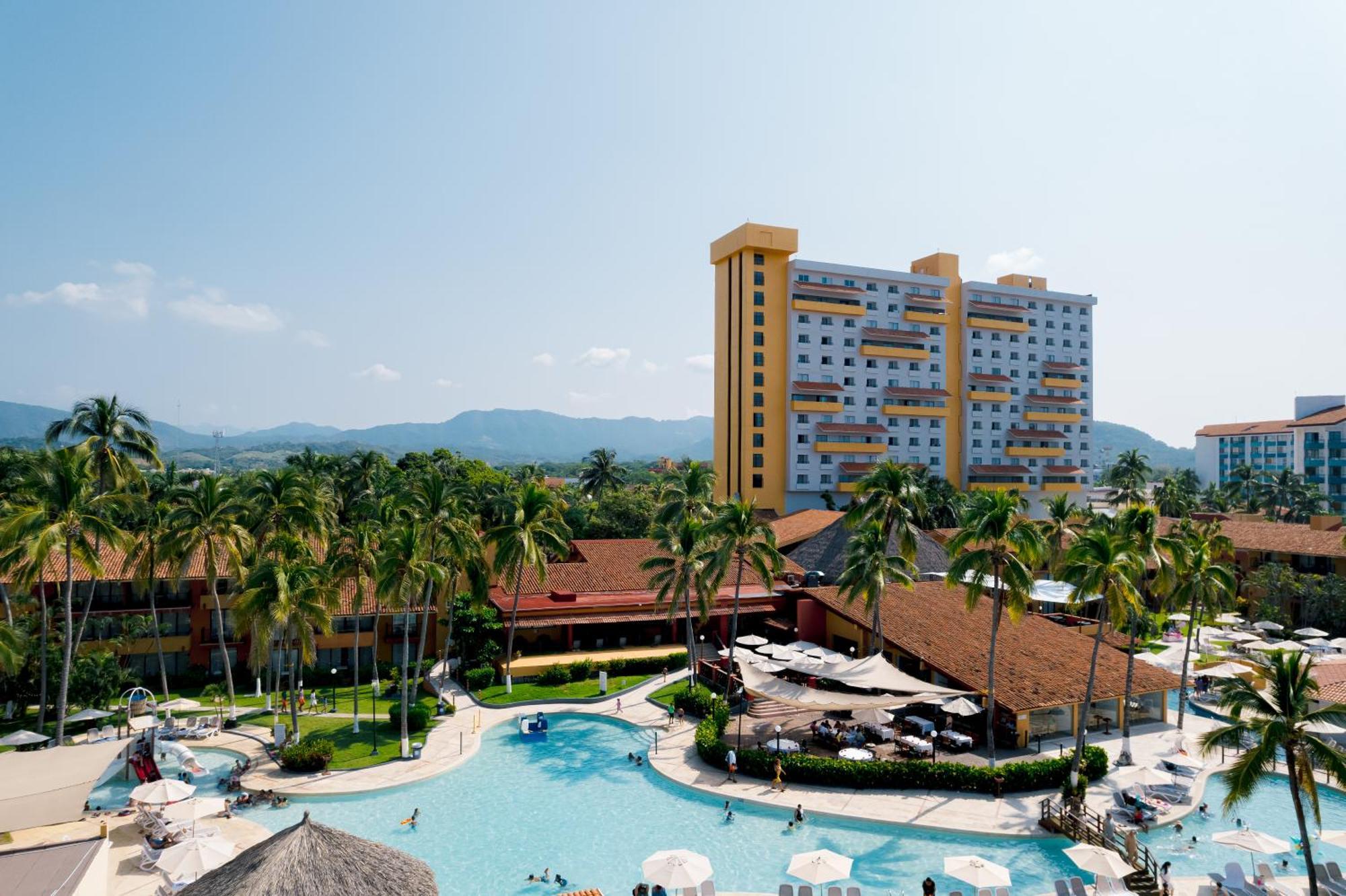 Ixtapa By Ihg Resort 4*