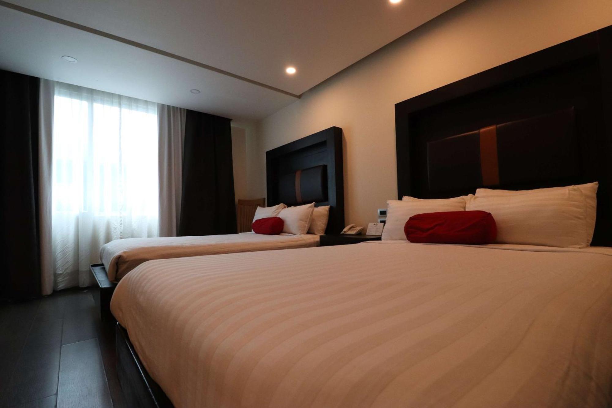 Western Metepec & 4* Toluca