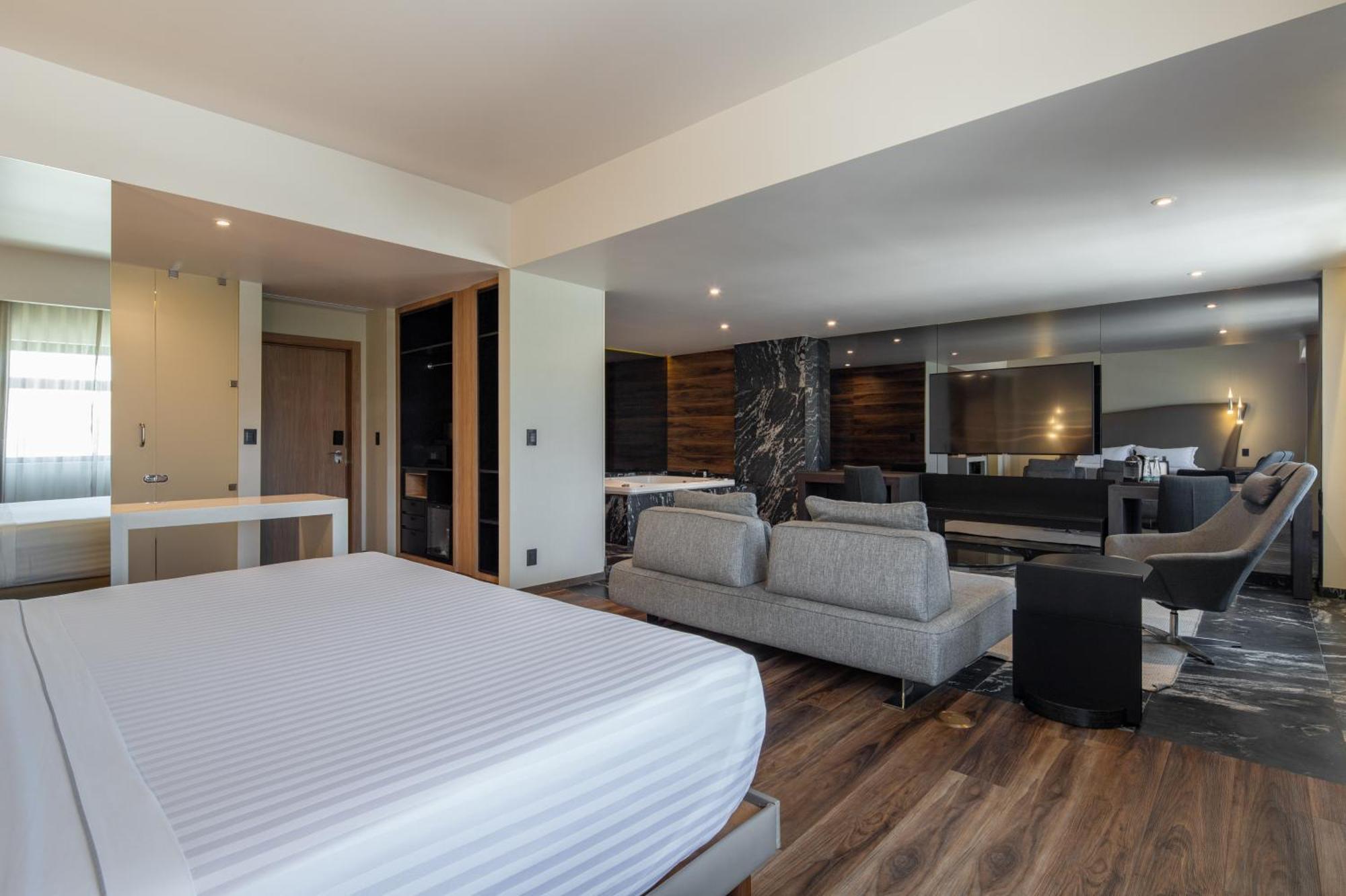Hotel Real Del Rio Tijuana