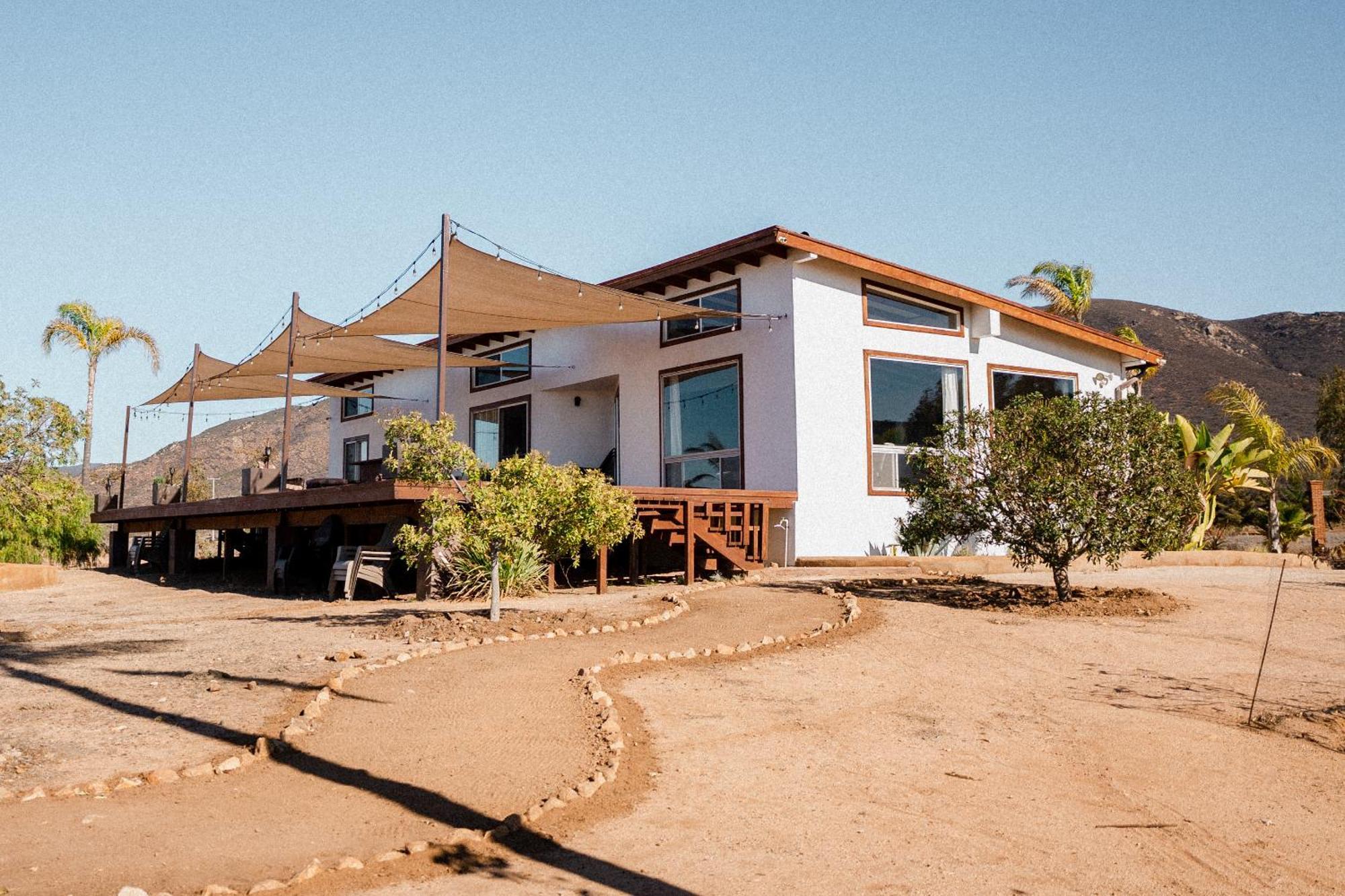 Victoria, Villa Valle de Guadalupe