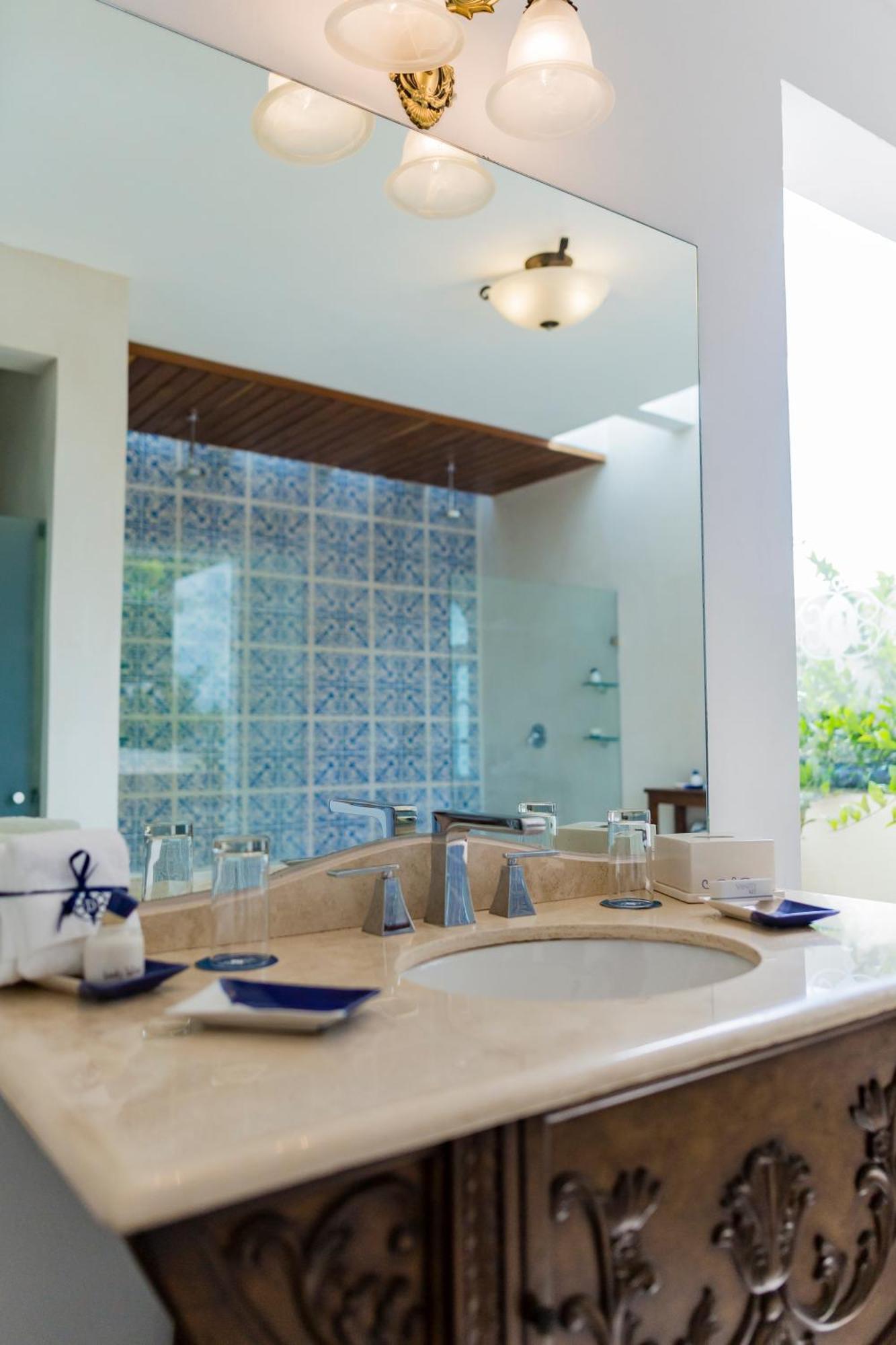 Delfina Boutique Hotel 5*