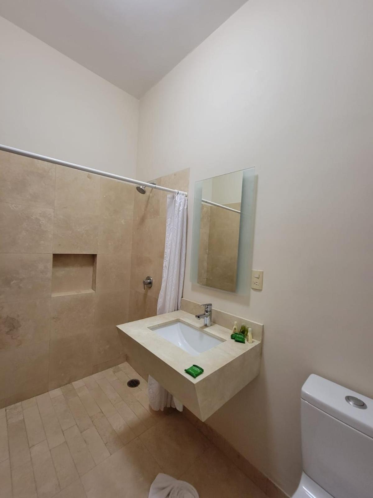 Trueba Hotel 3*