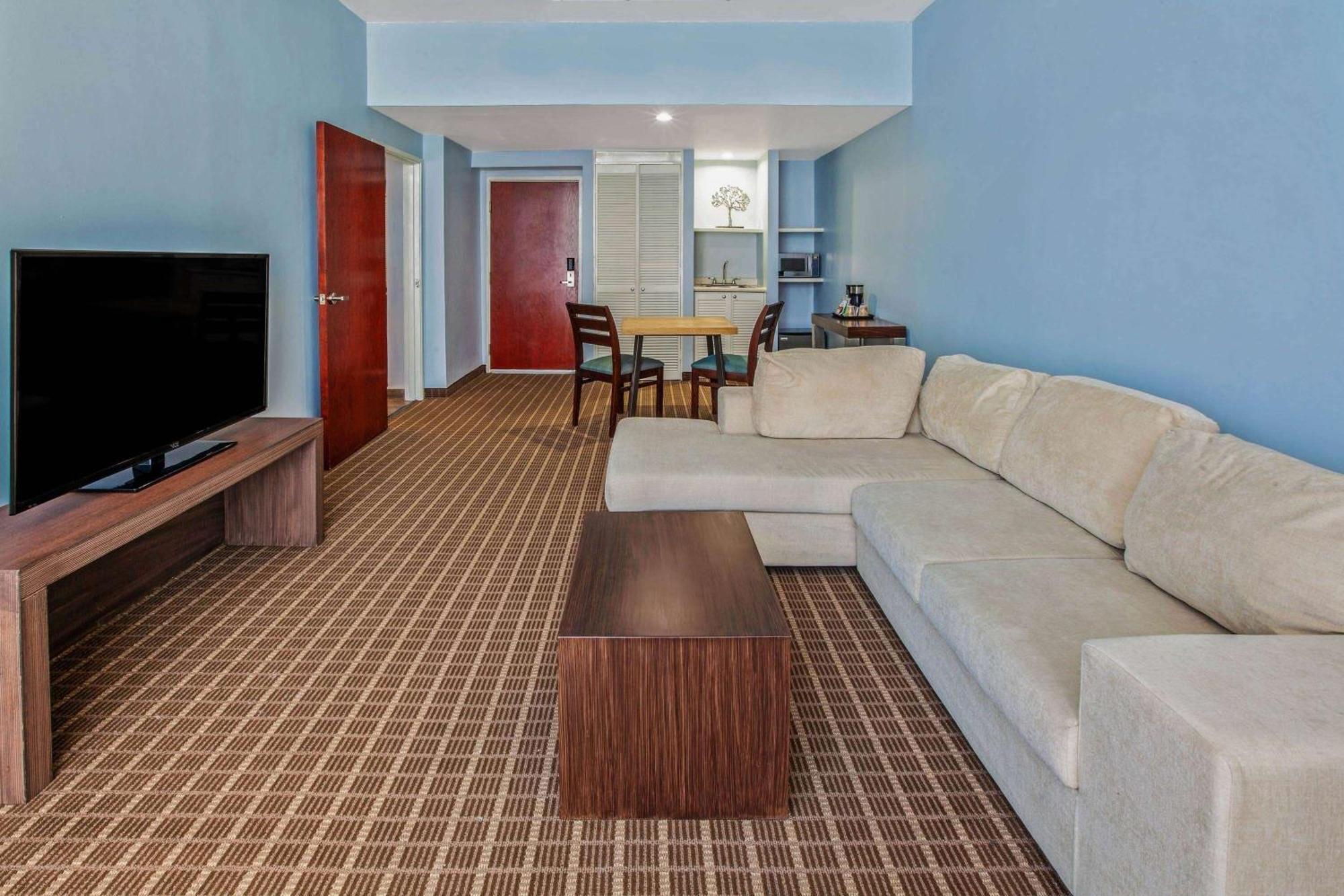 Chn Norte, Trademark Collection By Wyndham Hotel Monterrey