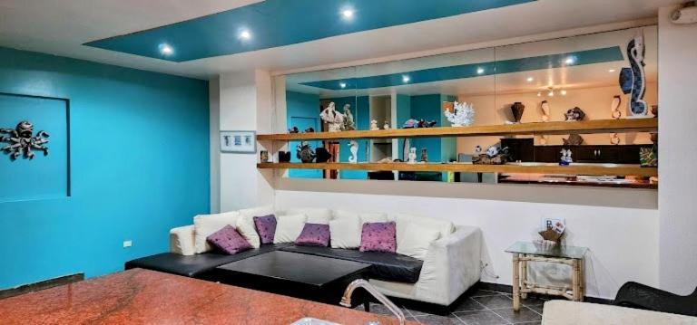 Apartment House *