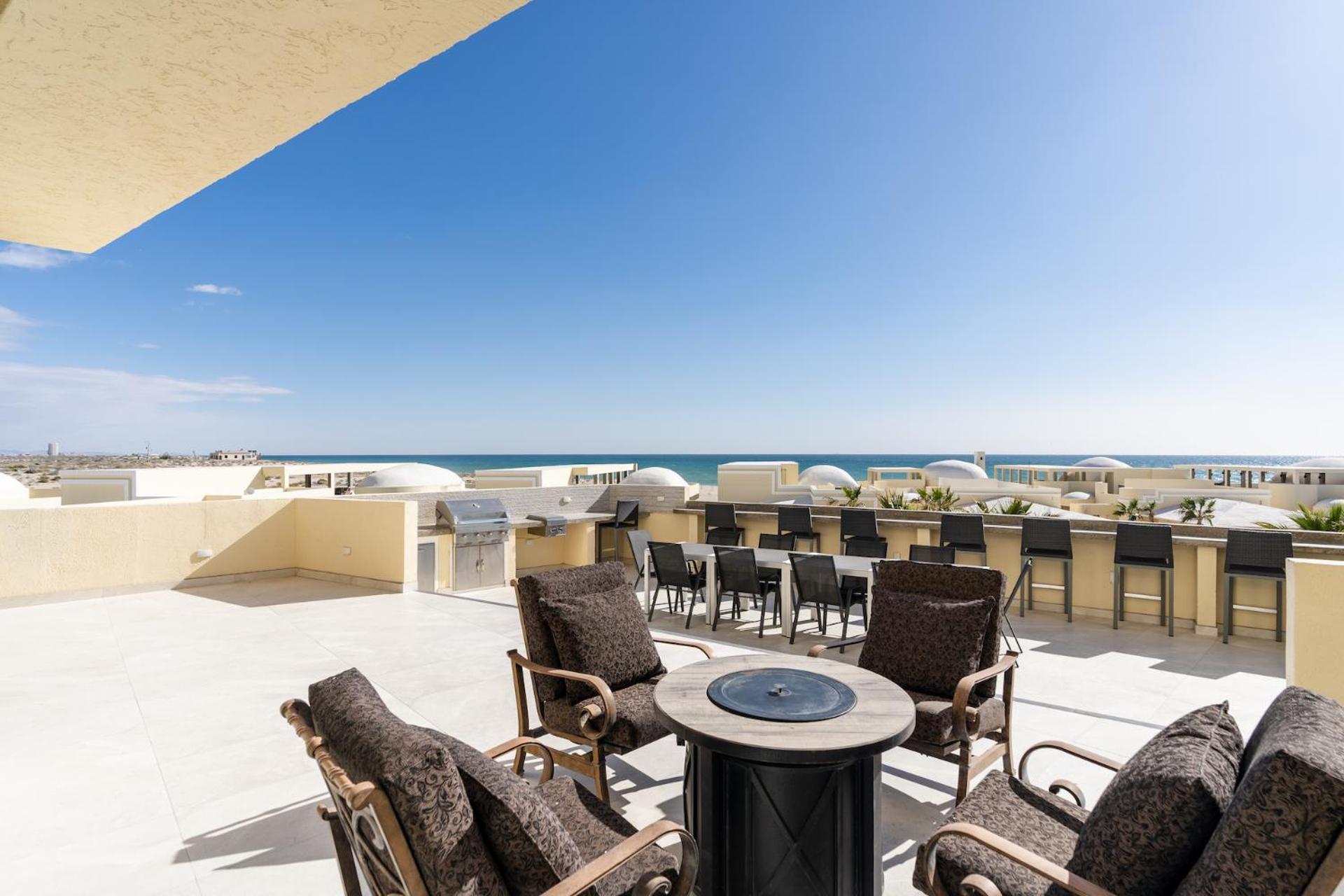 Playa Azul Resort 5*