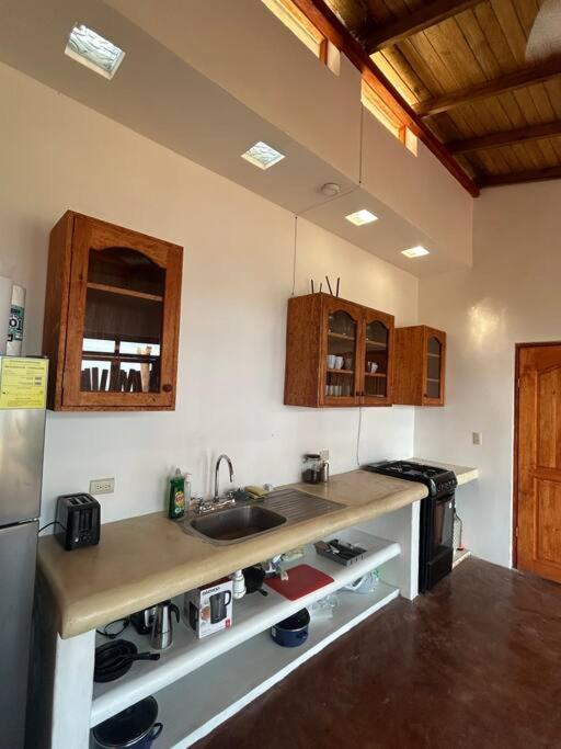 Alegria - Ocean View - 2 Master Holiday home
