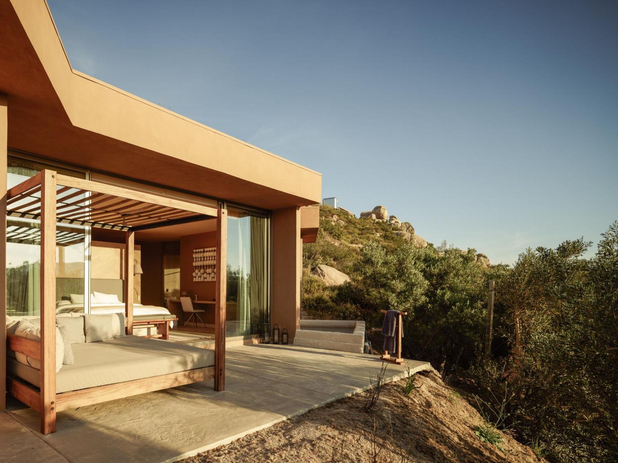 Banyan Tree Veya, Hotel