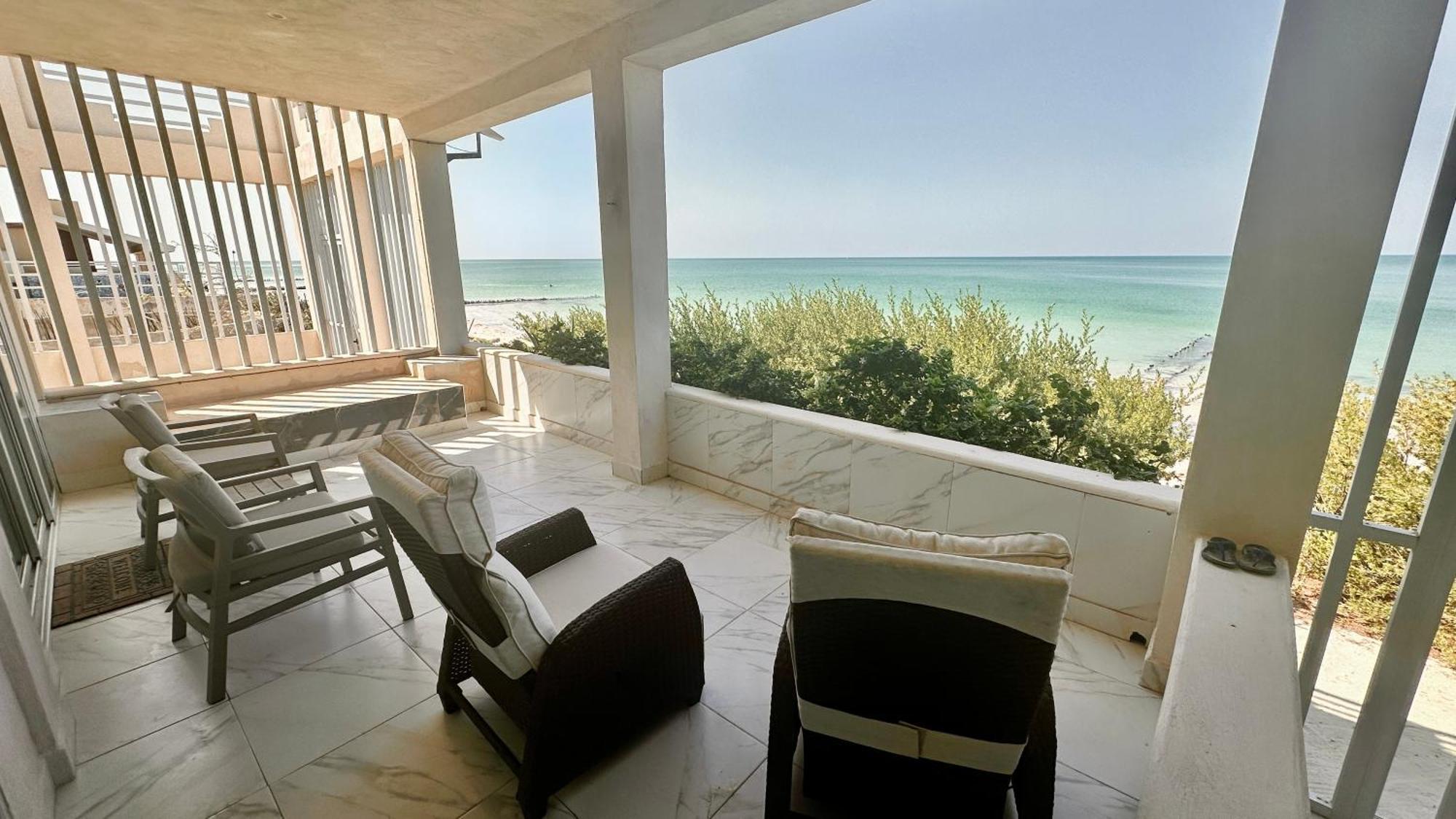 Deco 1 Beachfront Chelem