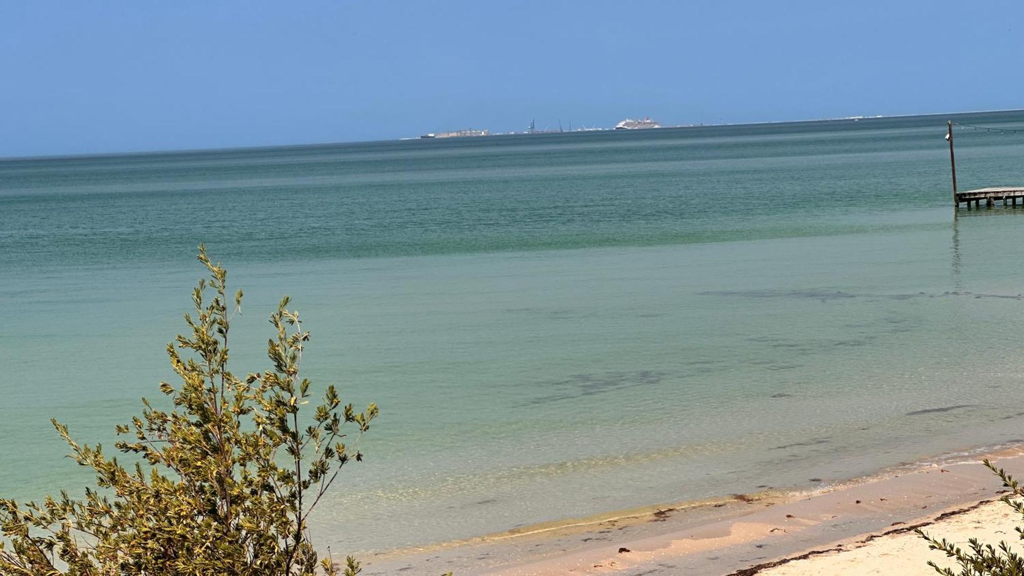 Deco 1 Beachfront
