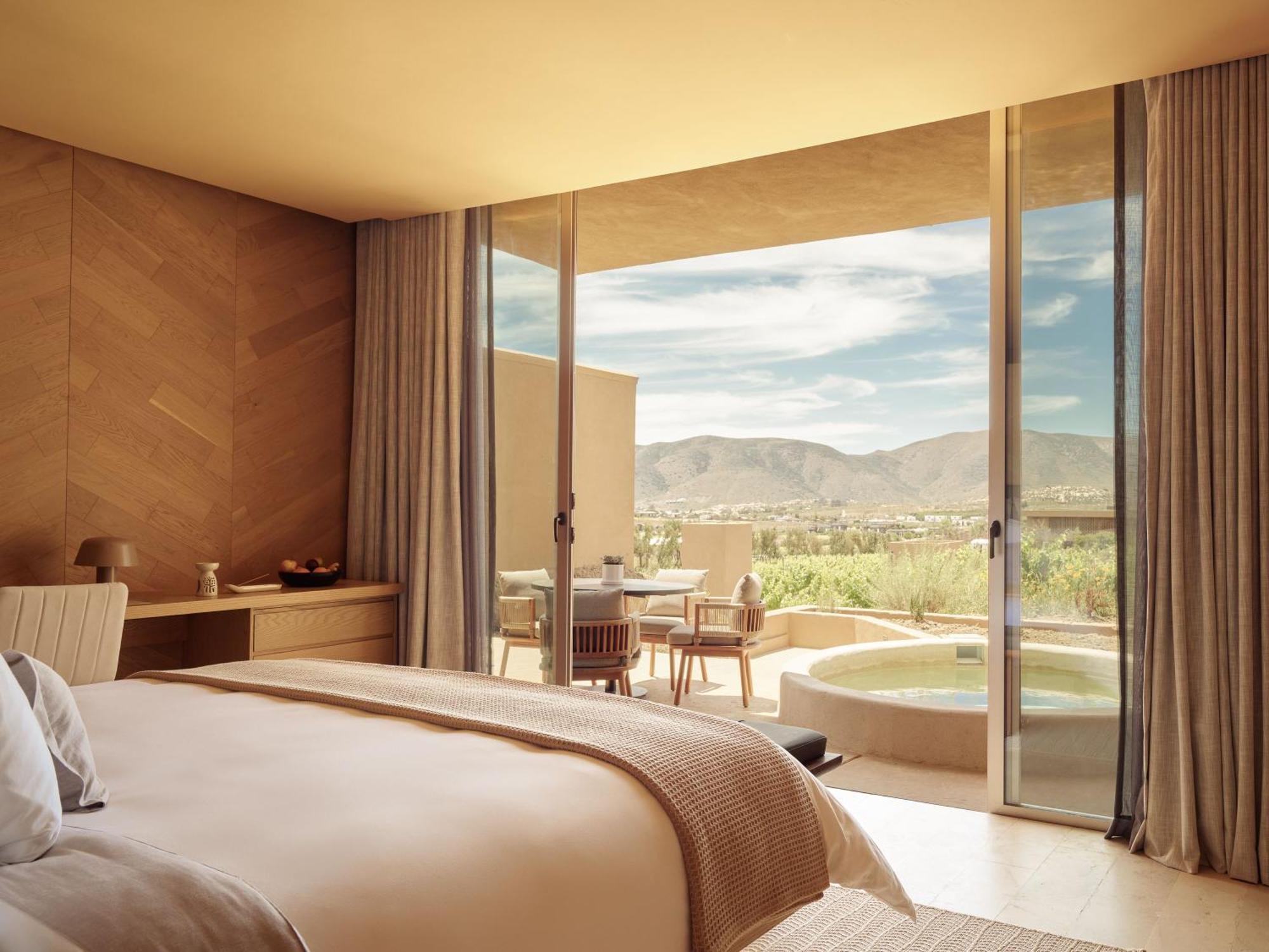 Banyan Tree Veya, Hotel 5*