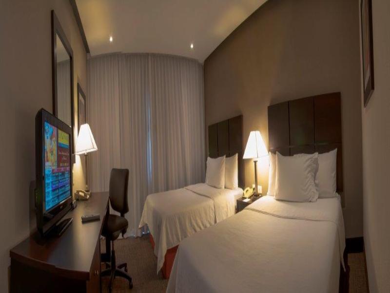 Hotel Everest 4*