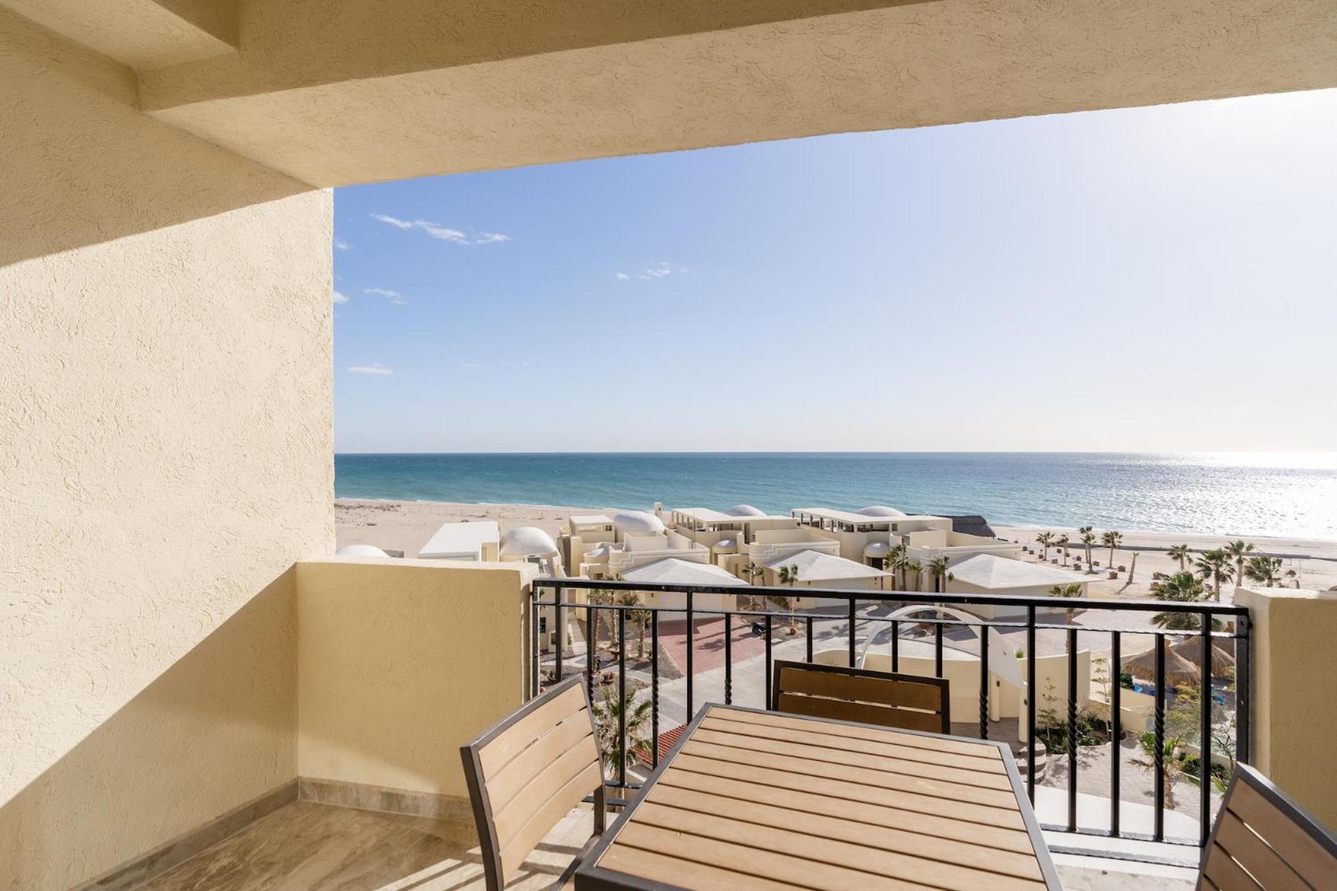 Playa Azul Resort