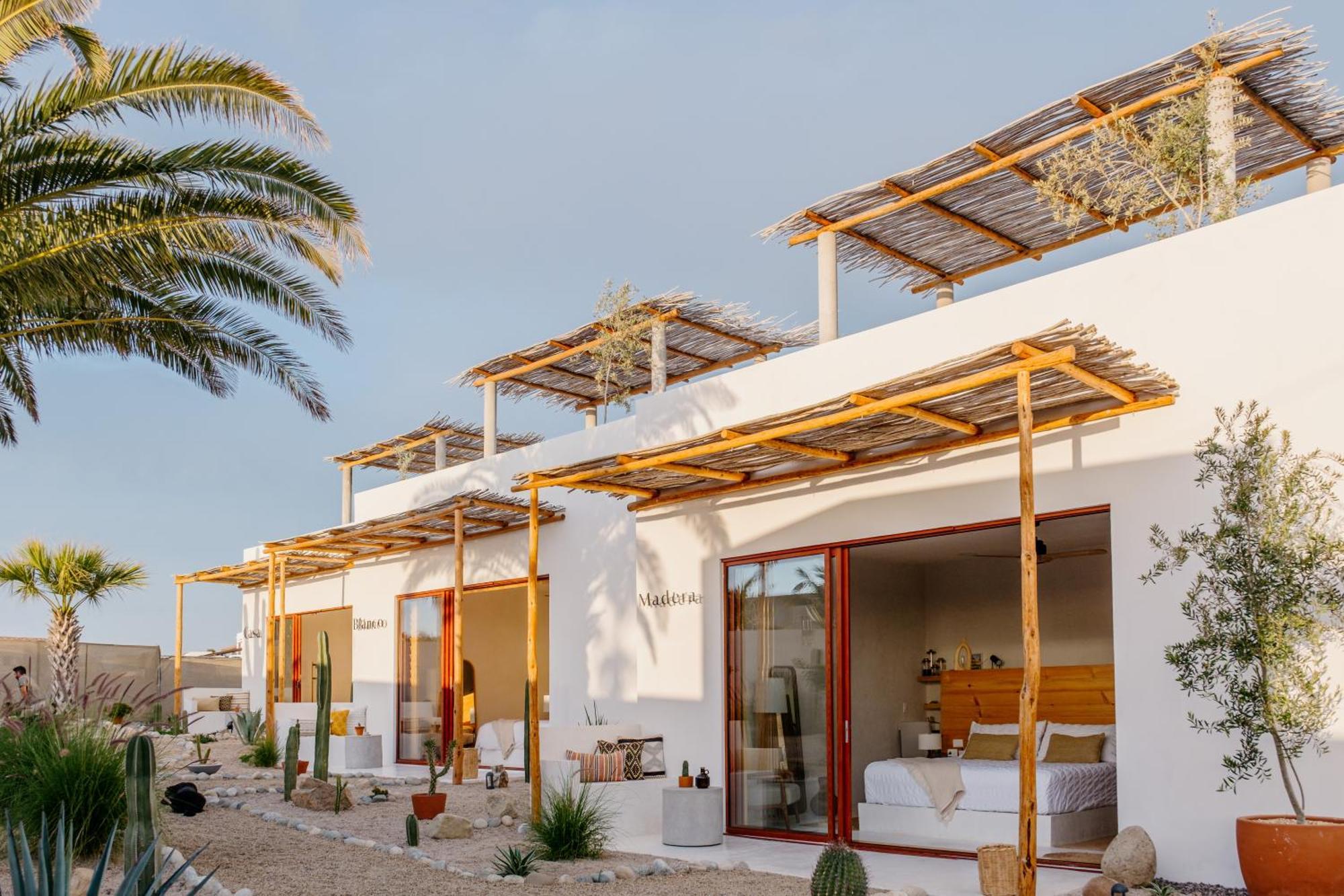 Hotel Casablancomadera Todos Santos