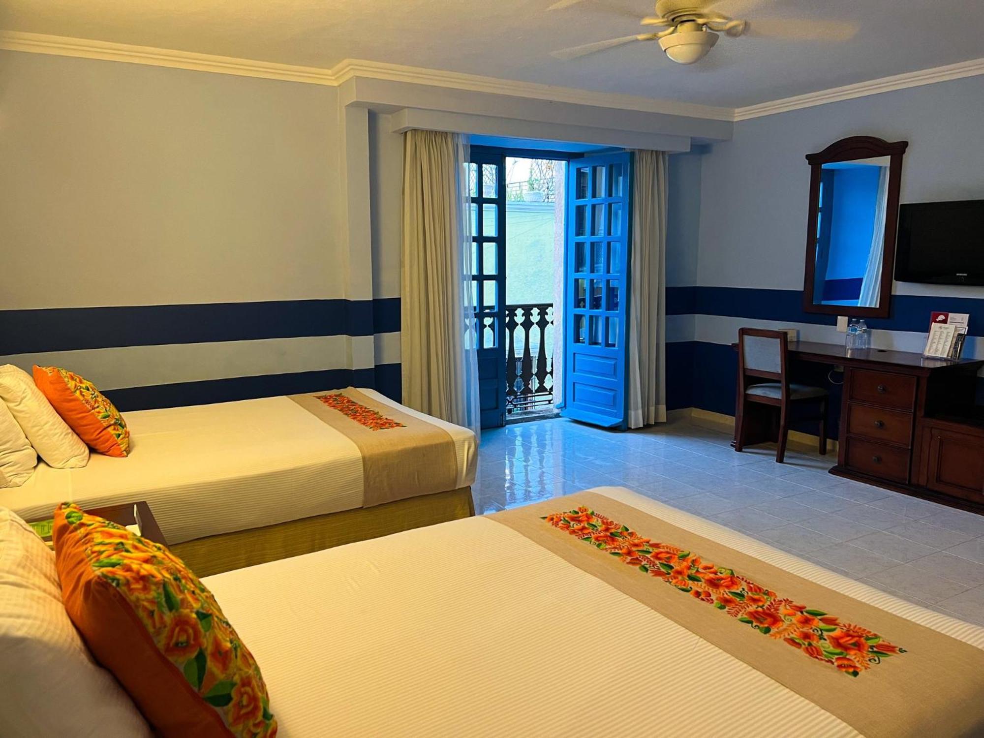 Plaza Colonial Hotel Campeche