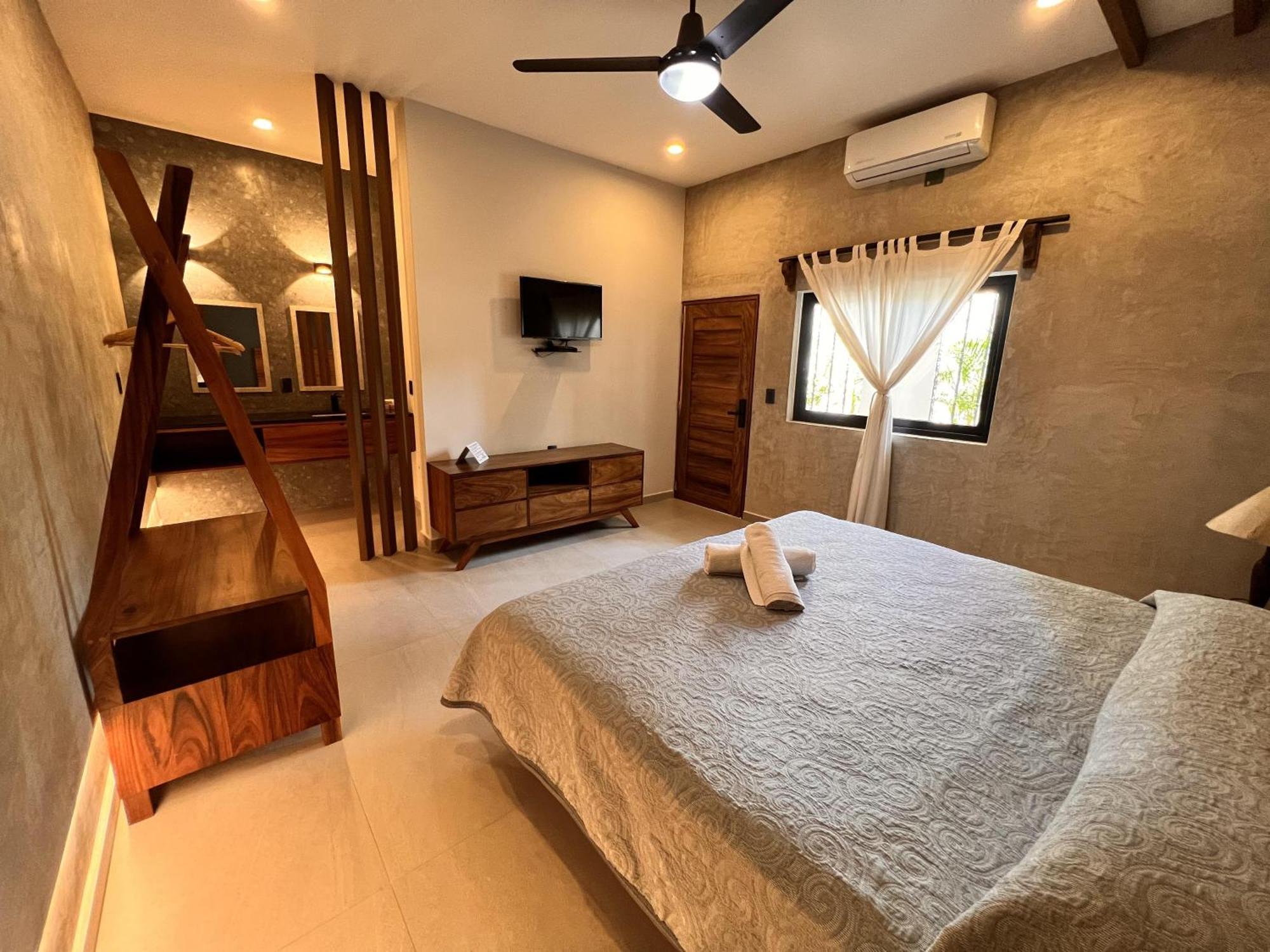 Palmeras Hotel 3*