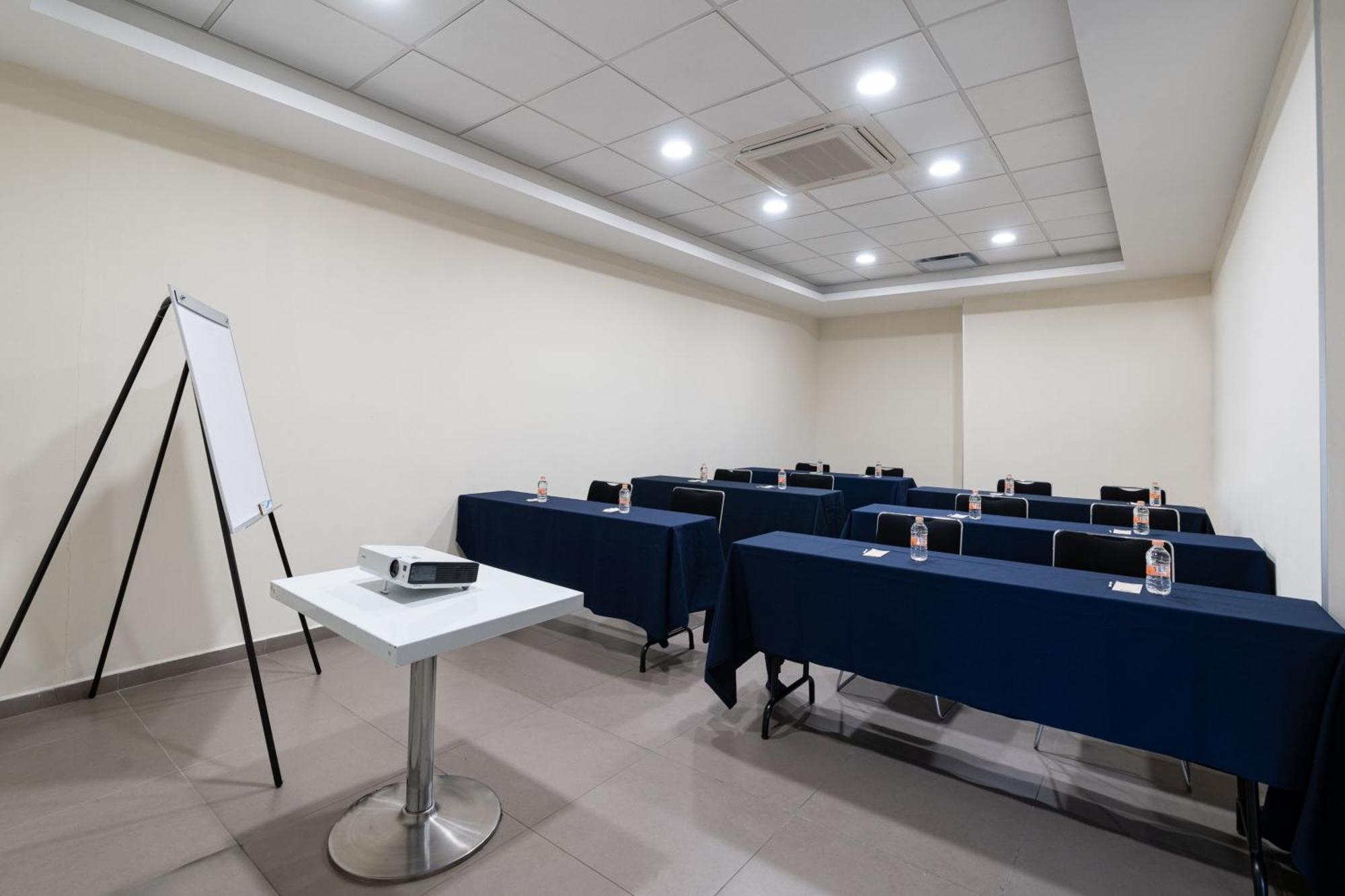 Express Junior By Marriott Centro Hotel Aguascalientes