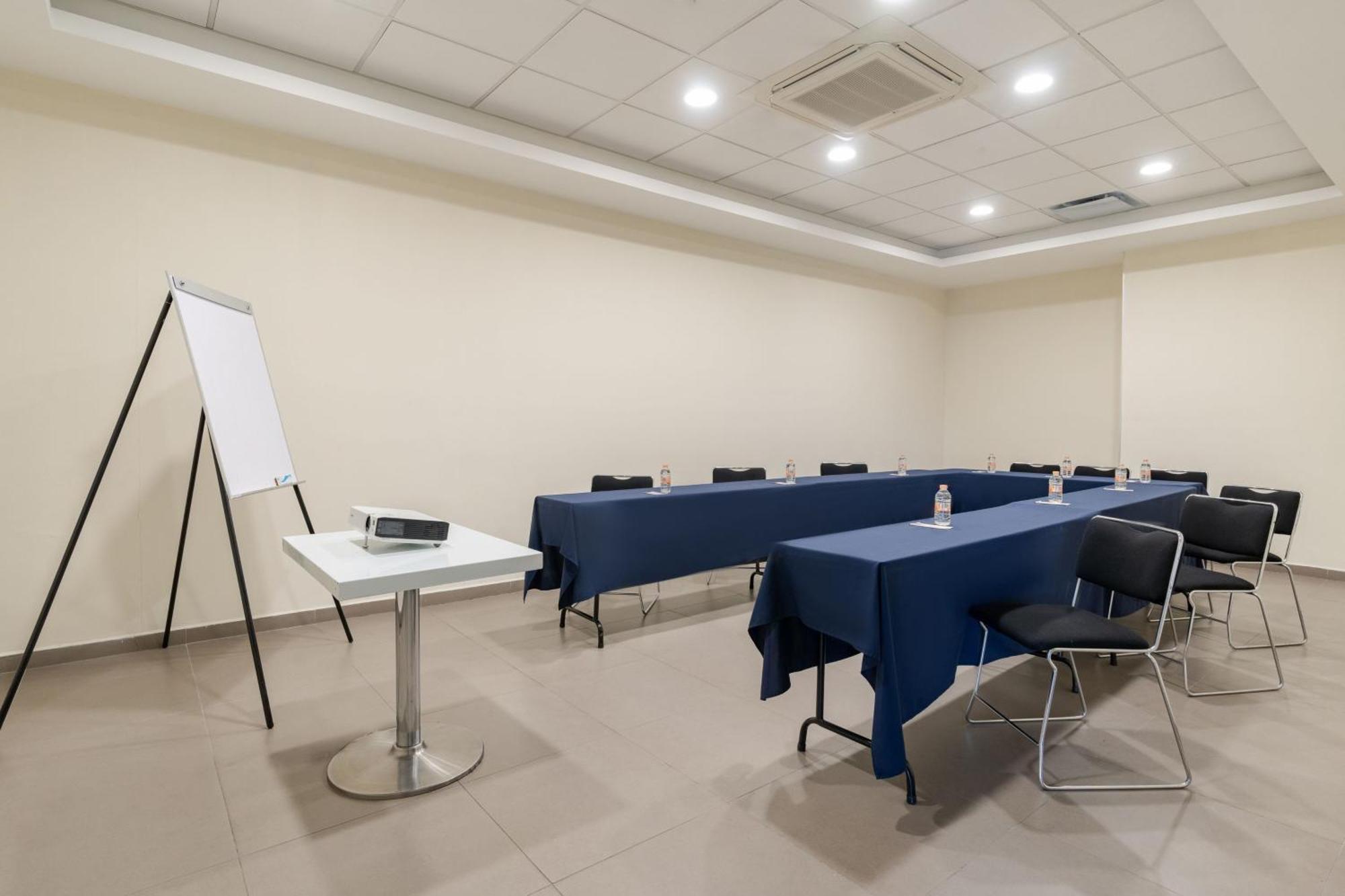 Express Junior By Marriott Centro