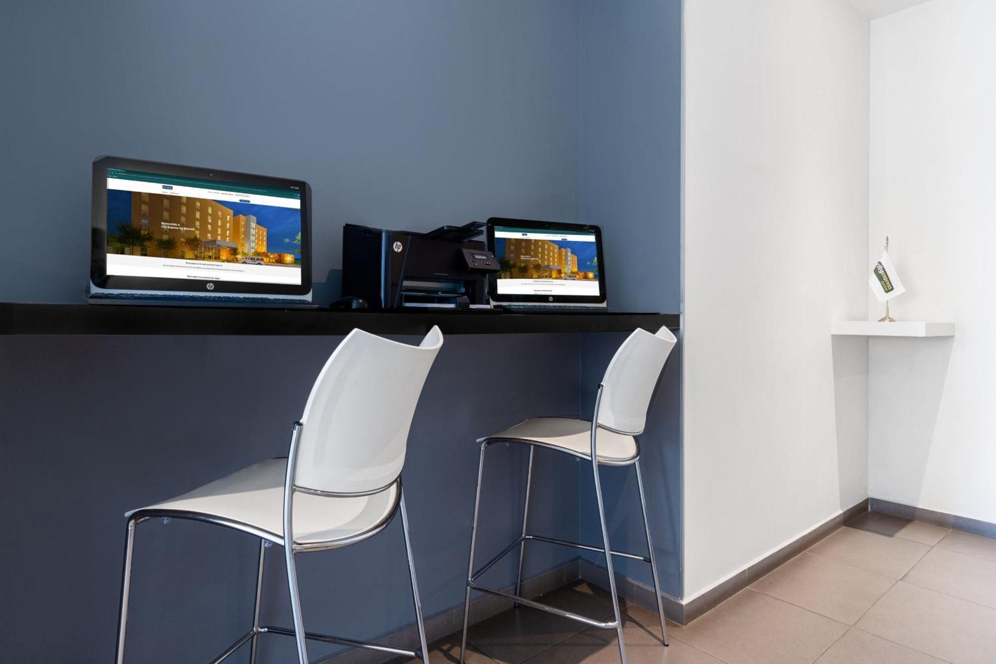 Hotel Express Junior By Marriott Centro