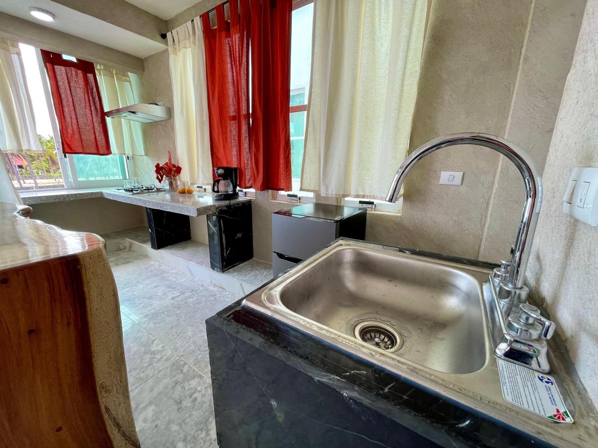 Hotel Coco Mare 2 4*