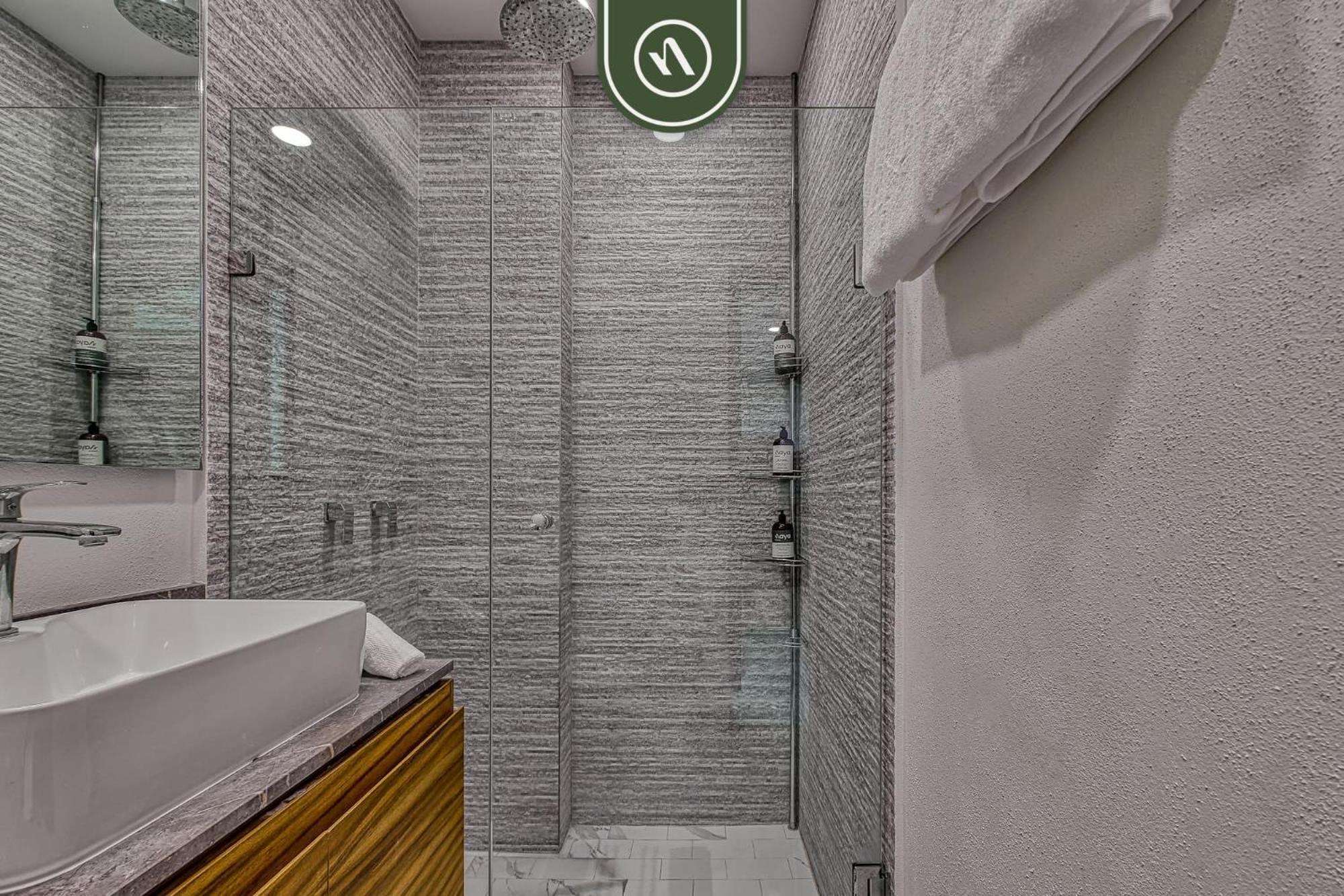 Apartment 2br With Private Balcony - Padel Court