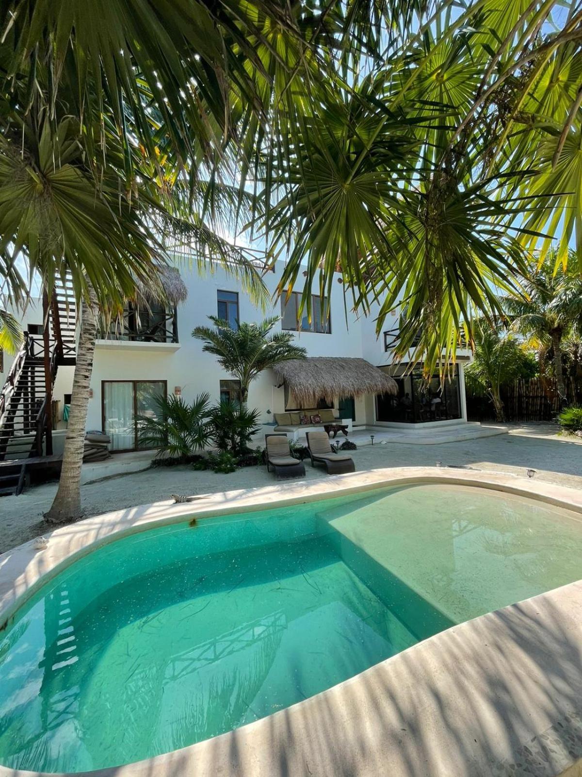 La Puerta Azul Beachfront - Adults Only Hotel Isla Holbox