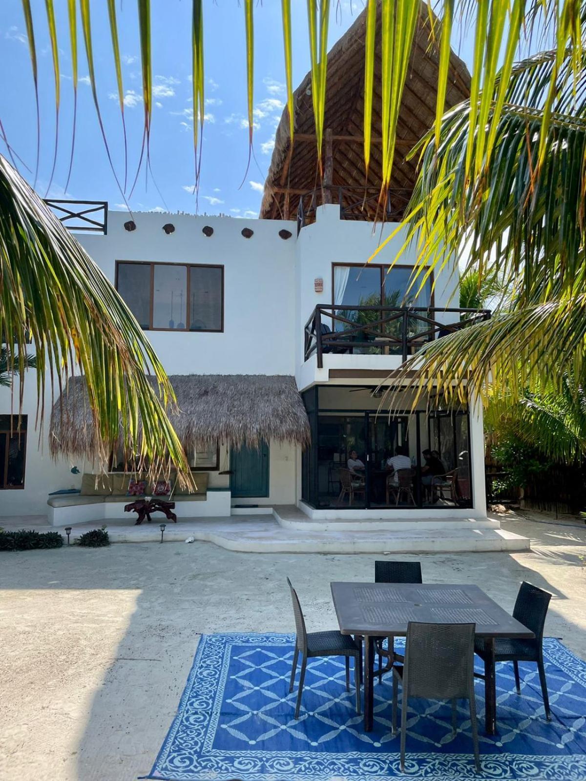 La Puerta Azul Beachfront - Adults Only Hotel