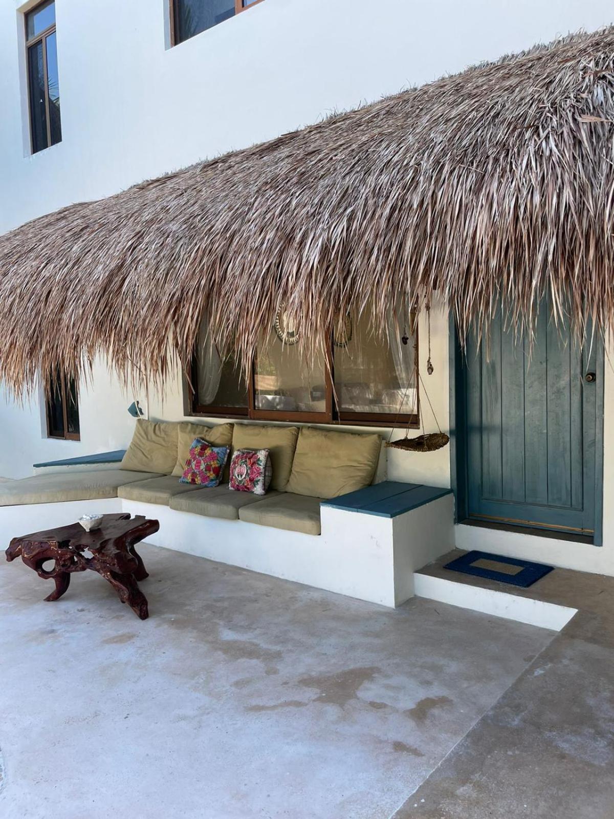 Hotel La Puerta Azul Beachfront - Adults Only