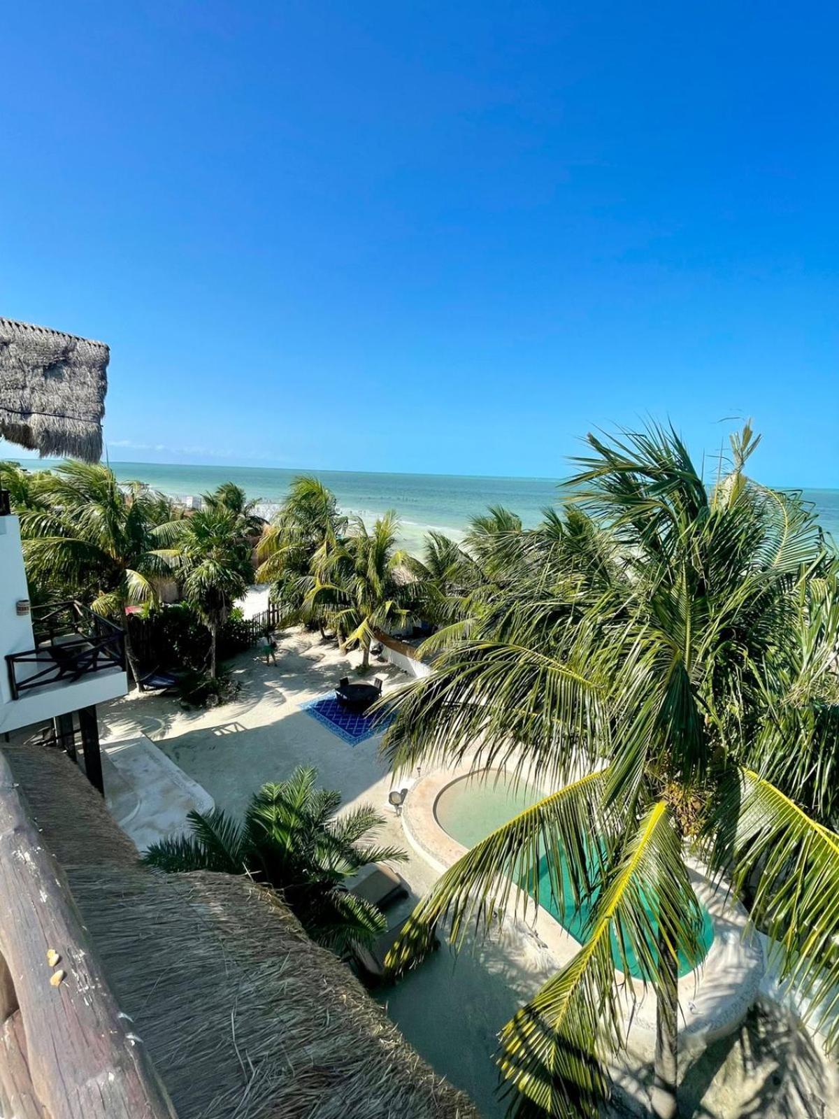 Hotel La Puerta Azul Beachfront - Adults Only 4*