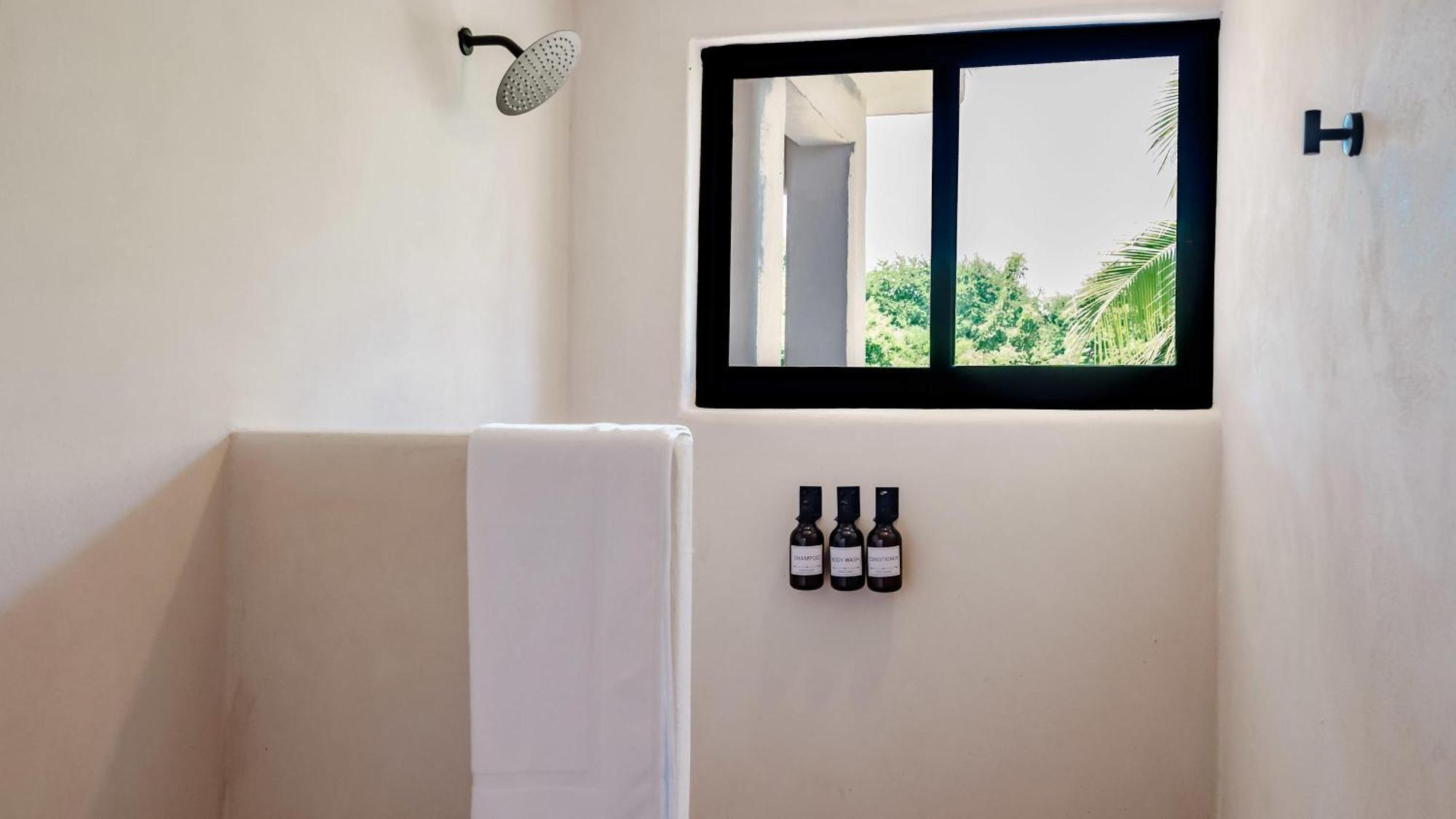 Apartment Zicatela S Hidden Gem Boutique Luxury - With 2 Outdoor Pools - Steps From The - Zicatela - La Punta - Casa Leah - 5 *