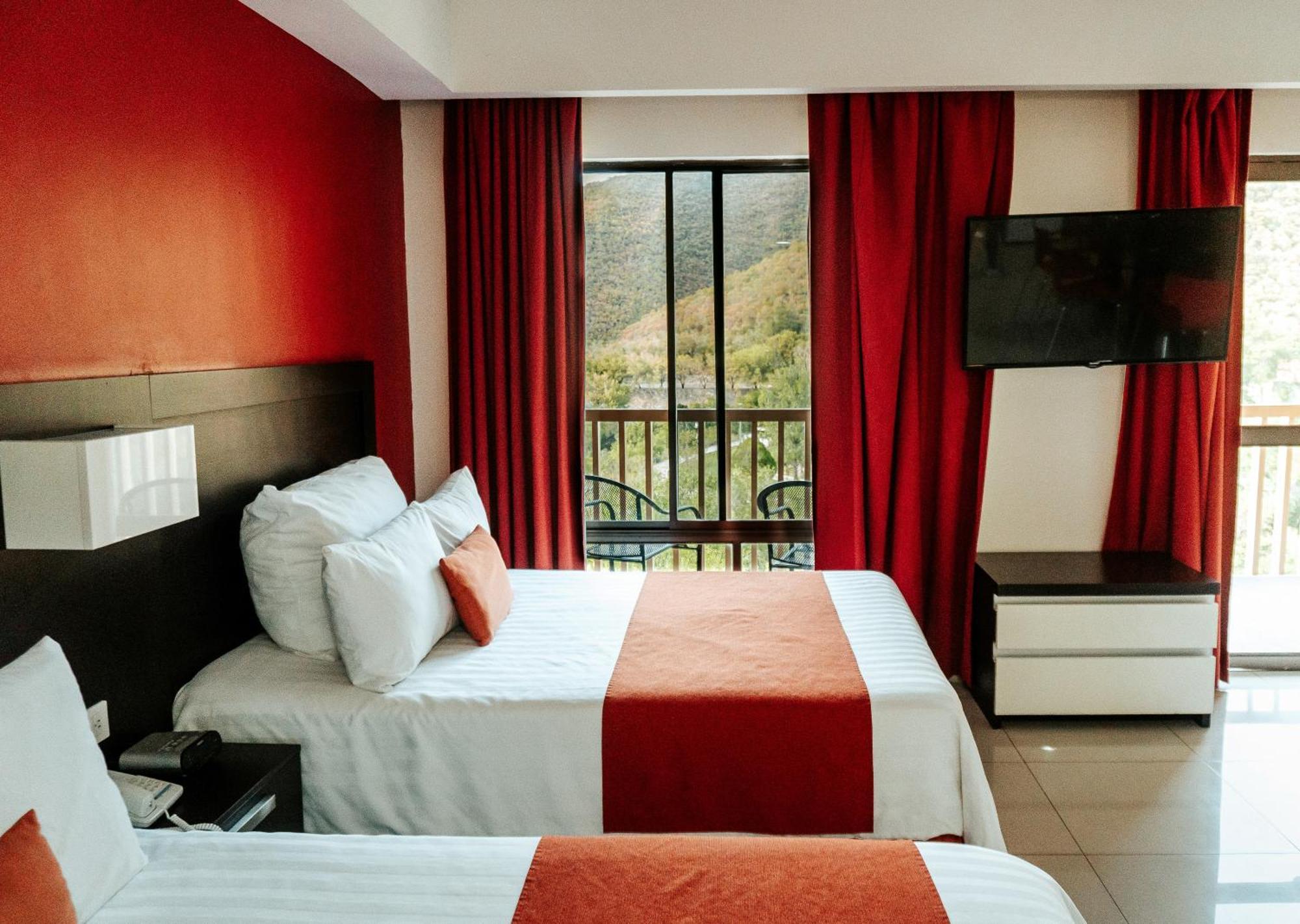 Hotel Bahia Escondida