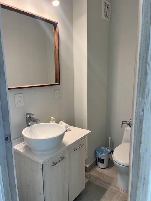 Beautiful New Modern Home, Perfectly Located Between Valle De Guadalupe And Downtown Ensenada! Holiday home *