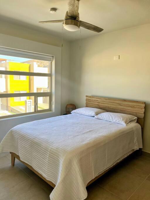 Beautiful New Modern Home, Perfectly Located Between Valle De Guadalupe And Downtown Ensenada! Holiday home *