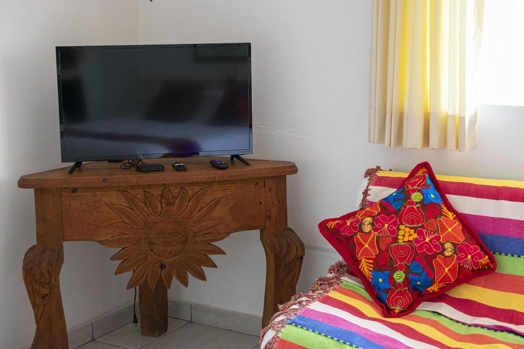 Colorful Retreat In Playa Escondida Apartment *