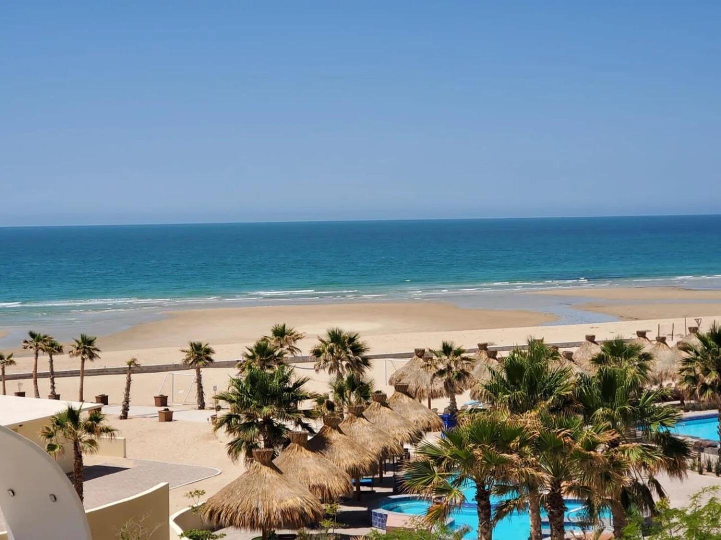 Playa Azul Resort 5*