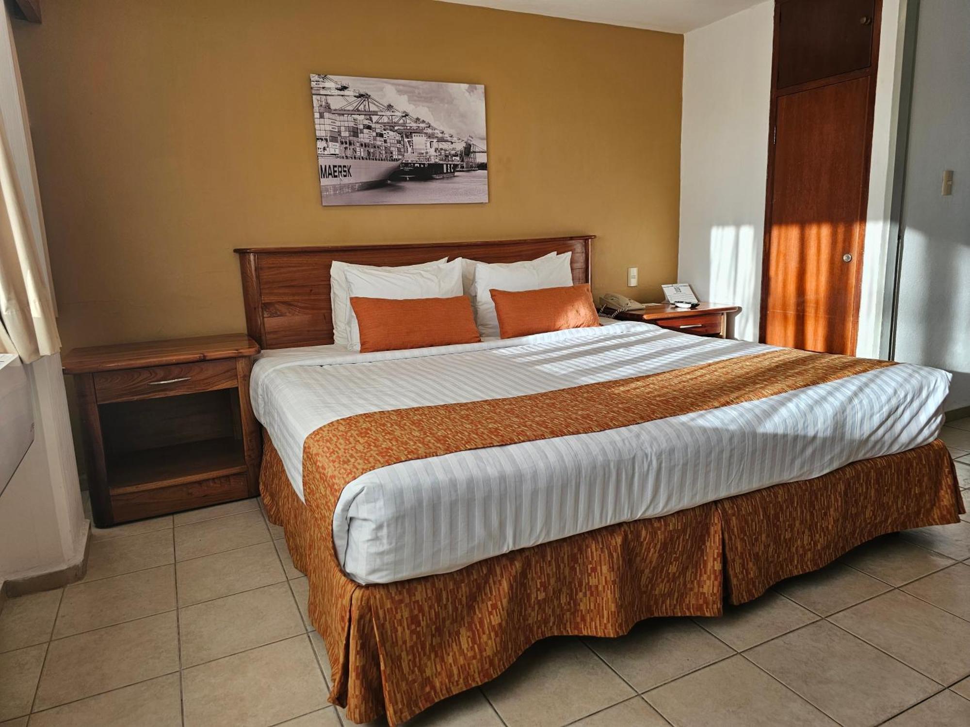 Western Riviera Tuxpan Hotel 3*