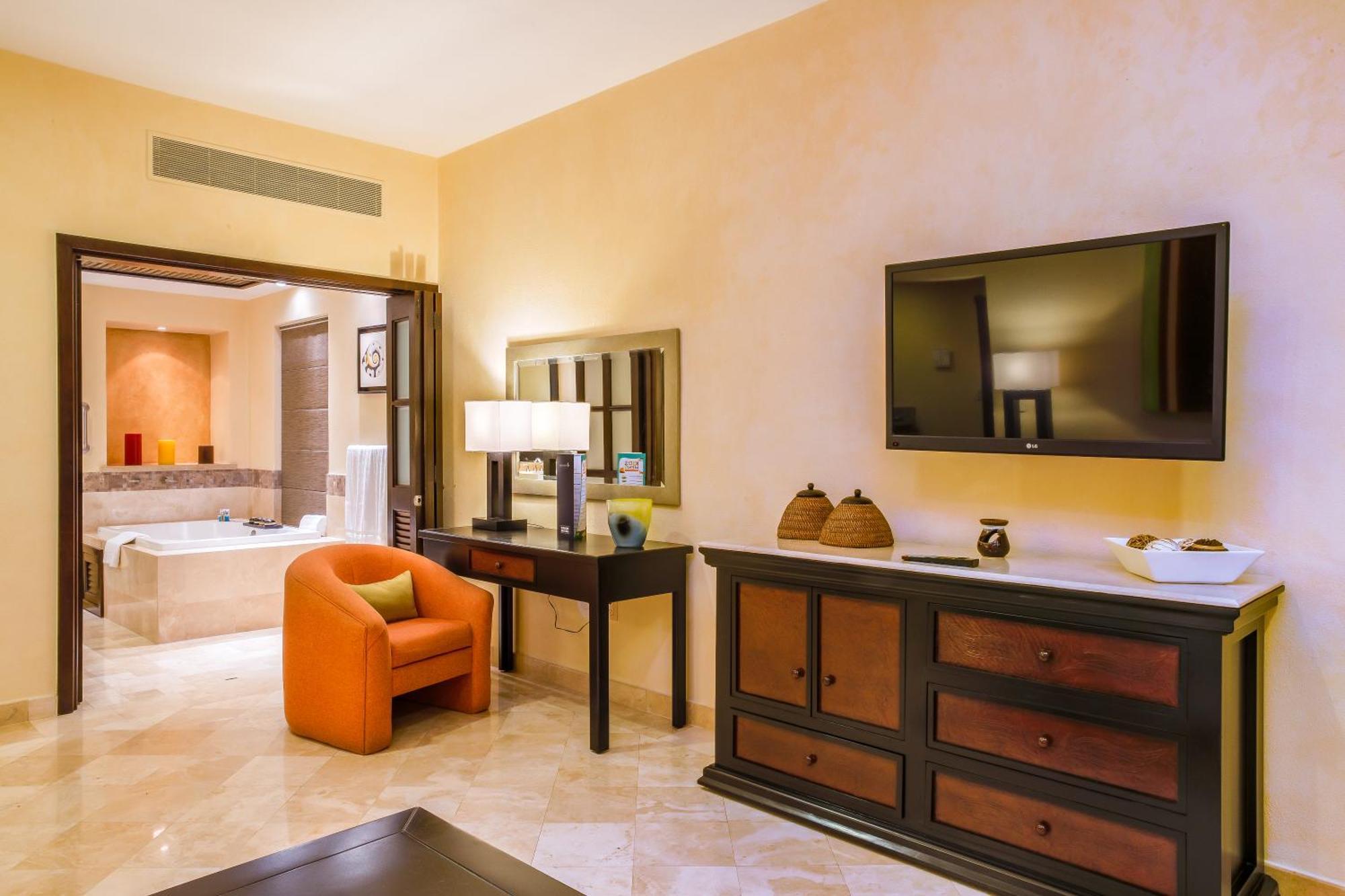 Garza Blanca Preserve & Hotel 5*