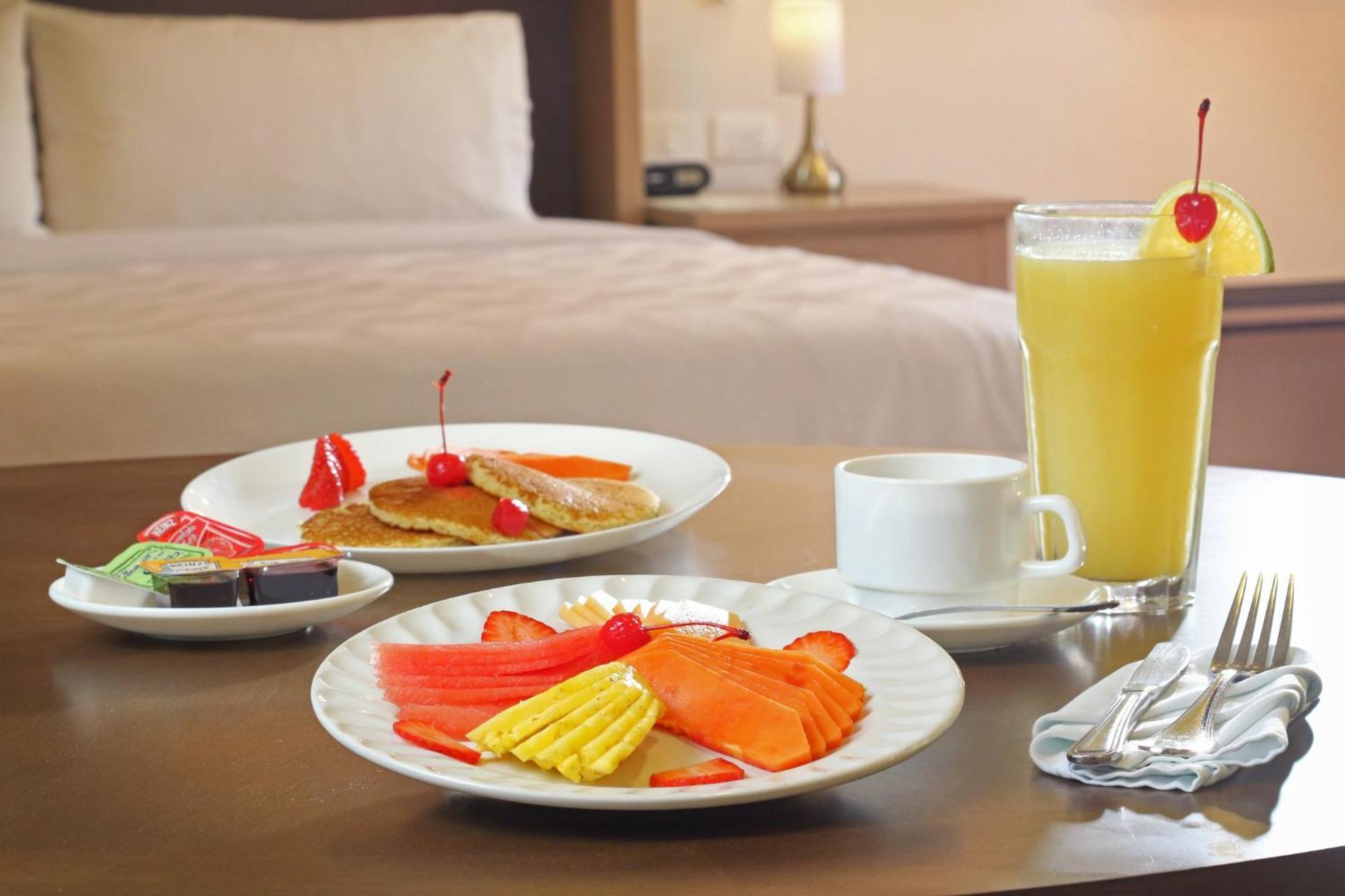 By Ihg 5*