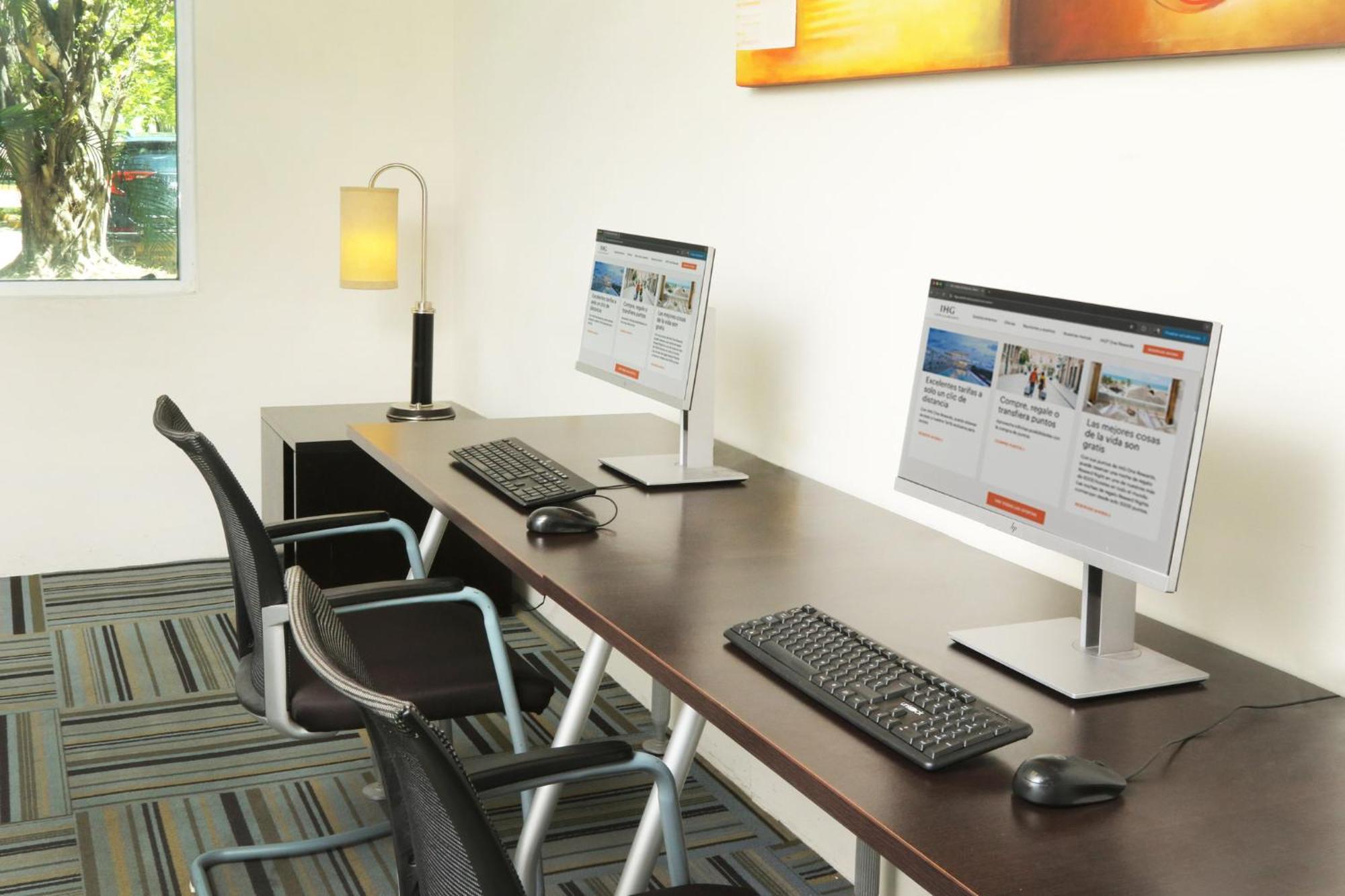 Hotel Express By Ihg 4*